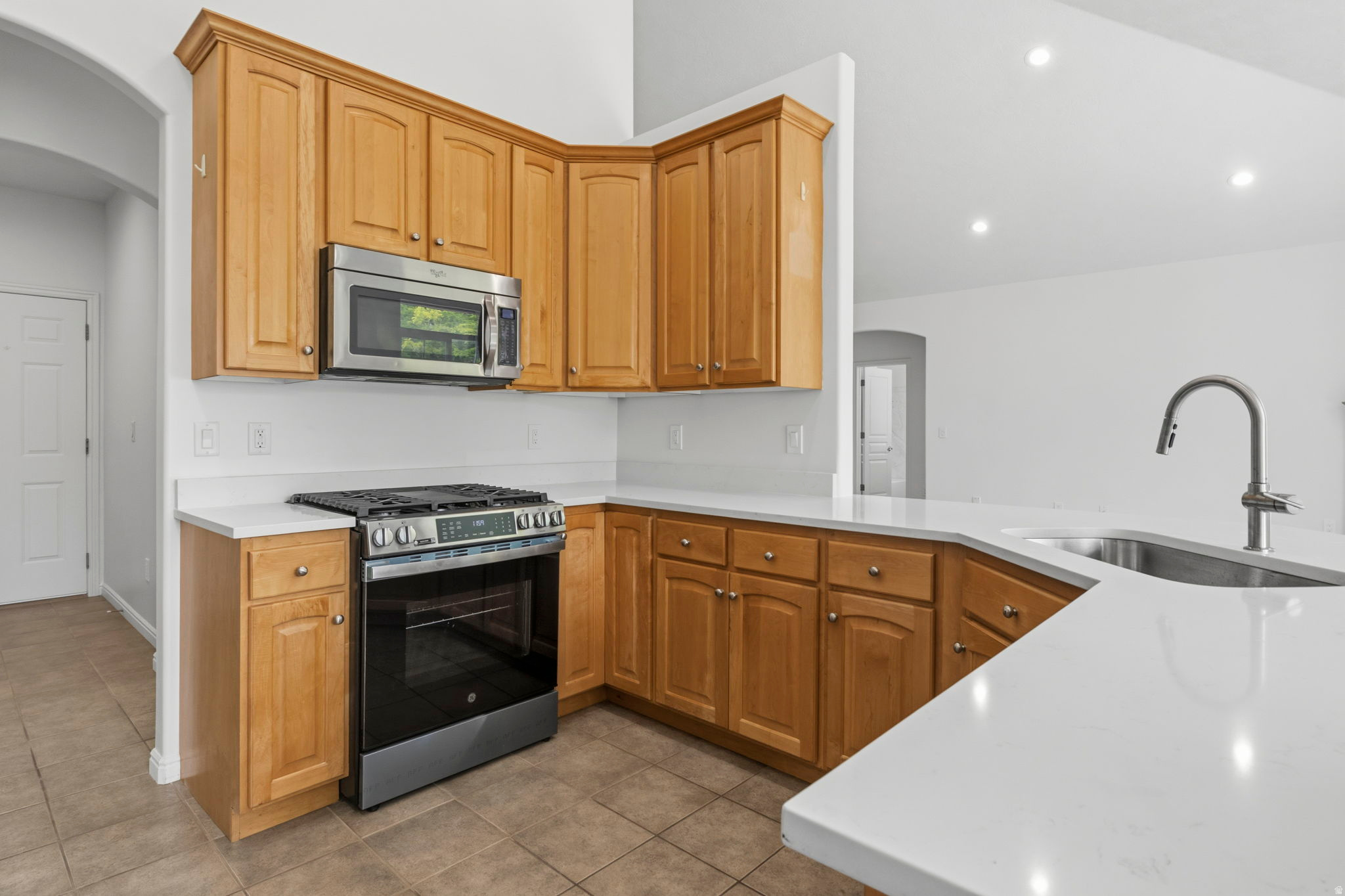 2084 TUSCANY WAY