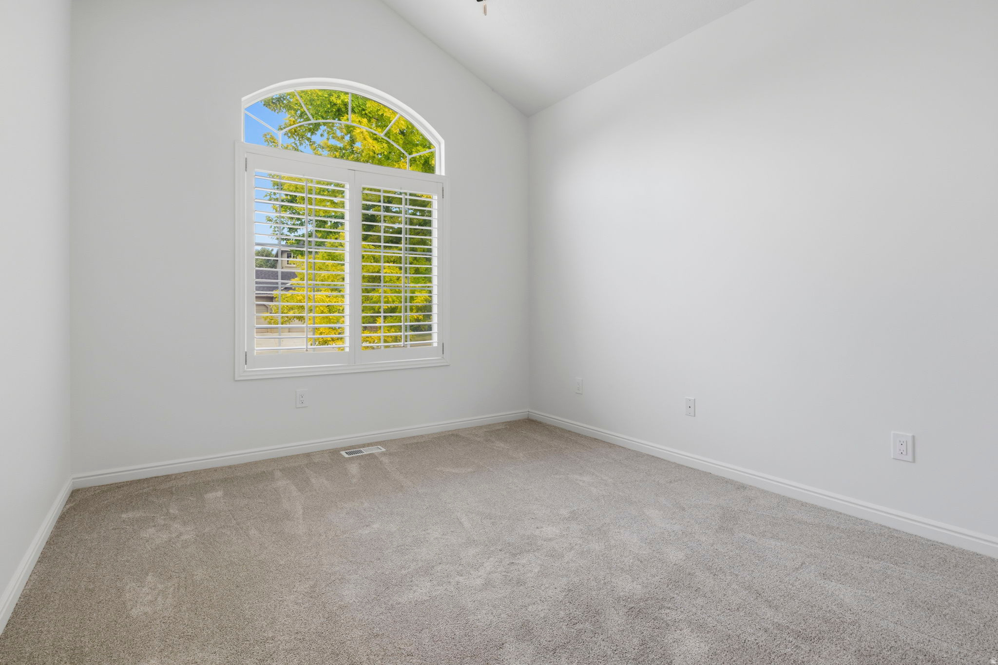 2084 TUSCANY WAY