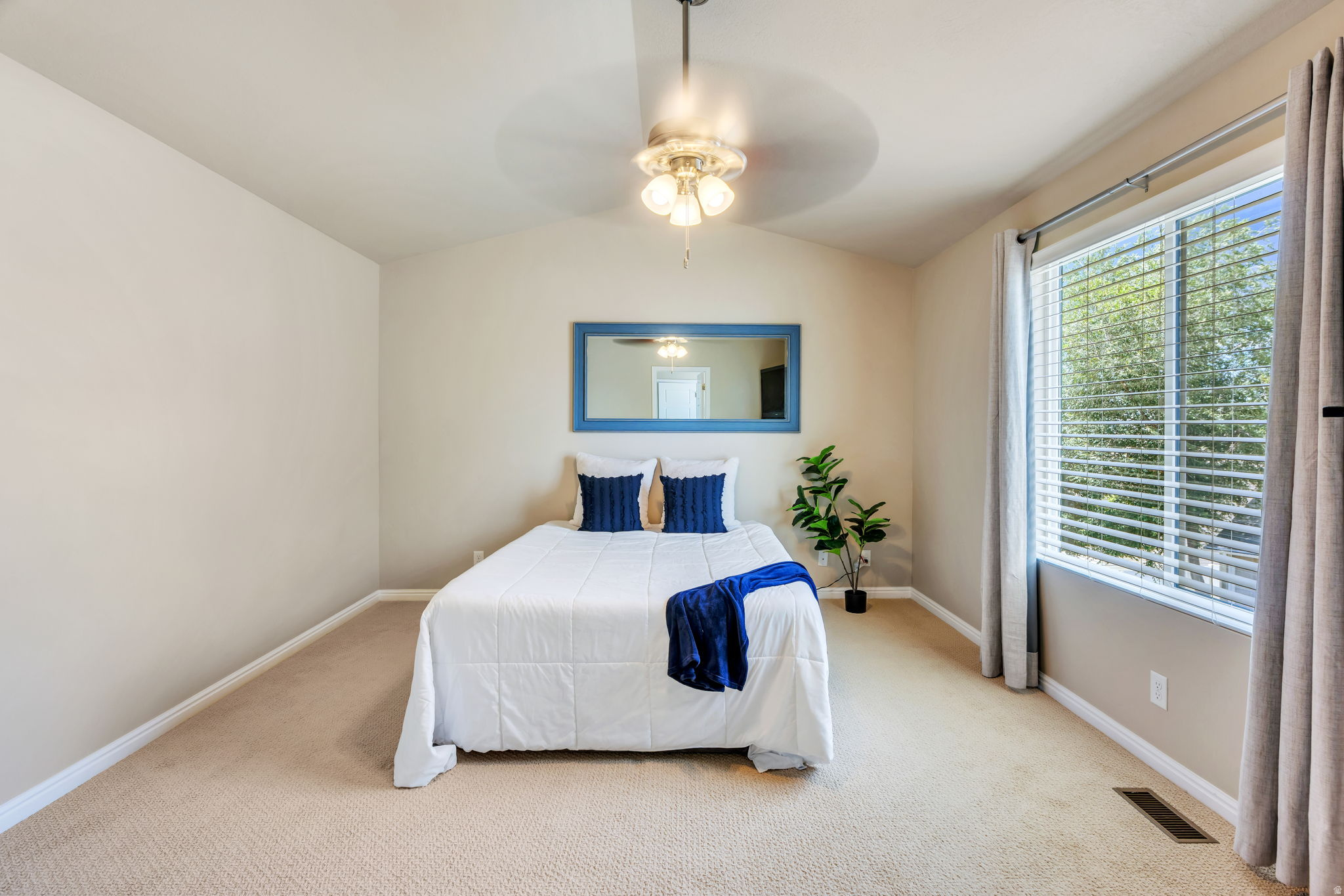 203 E ST GERMAIN WAY