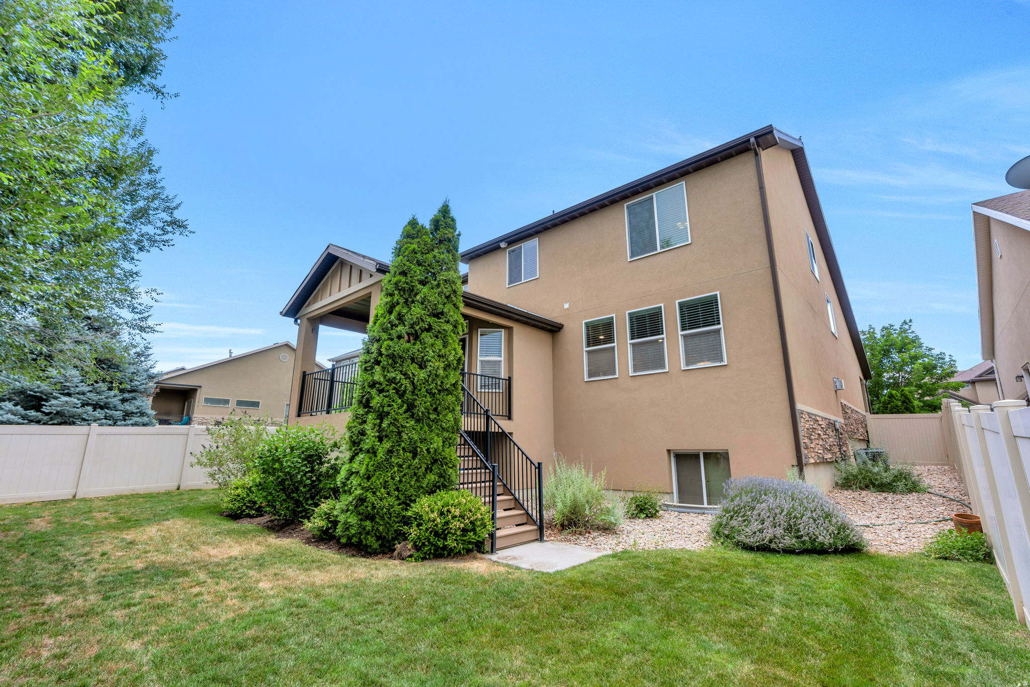 203 E ST GERMAIN WAY