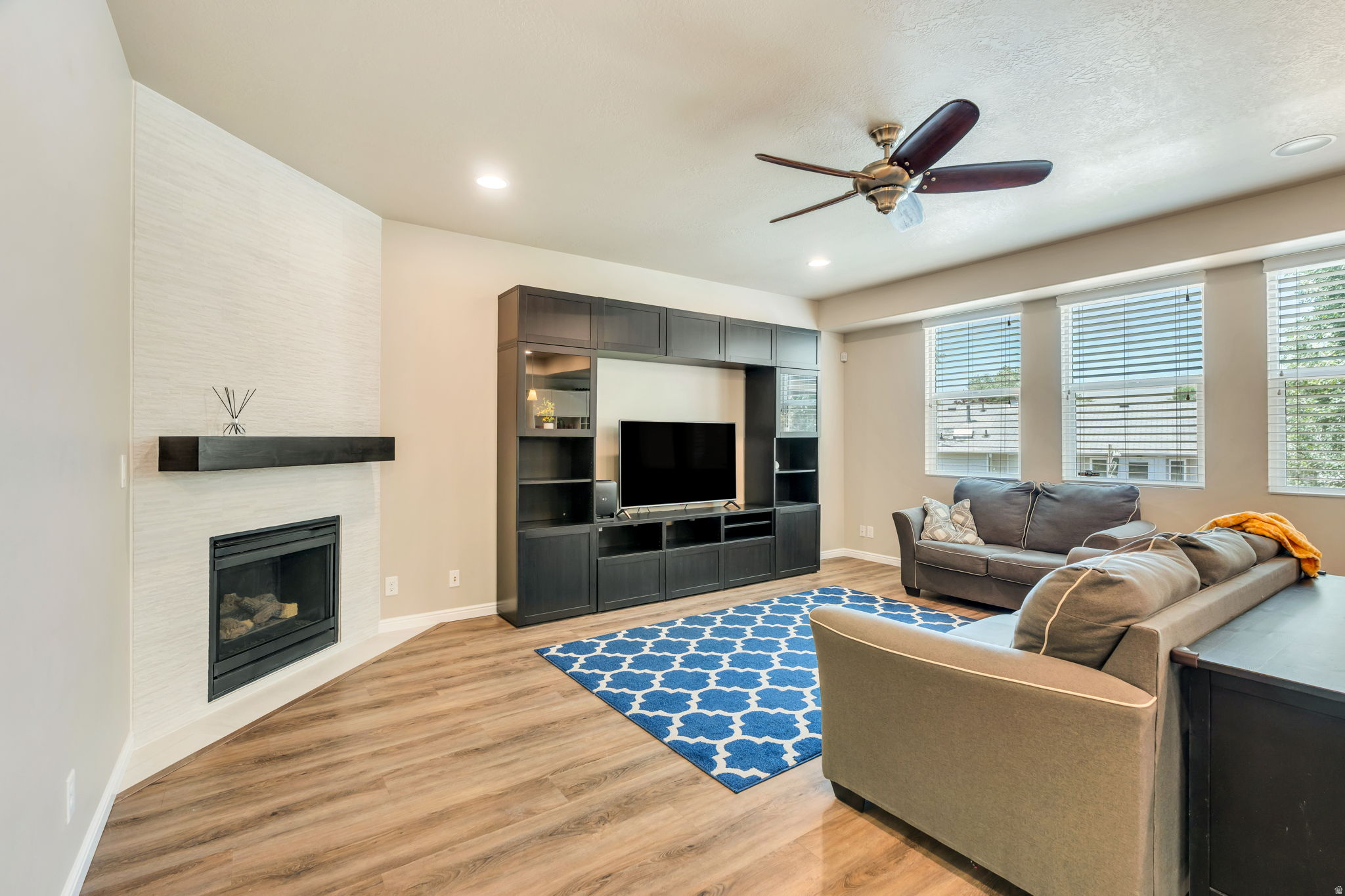 203 E ST GERMAIN WAY