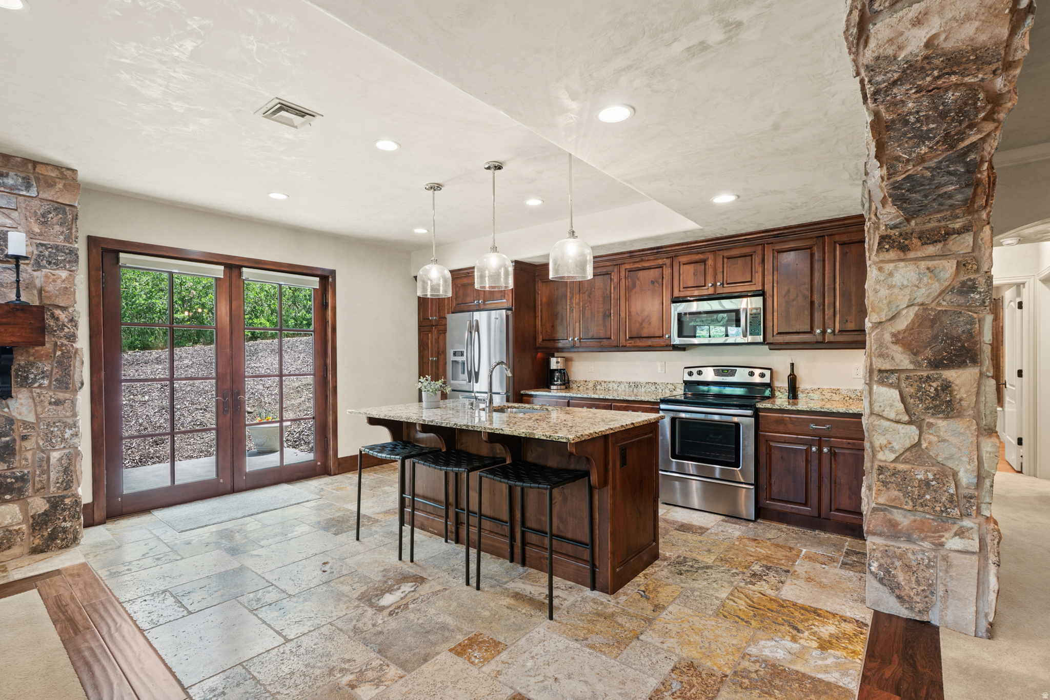1454 E BALD MOUNTAIN CIR