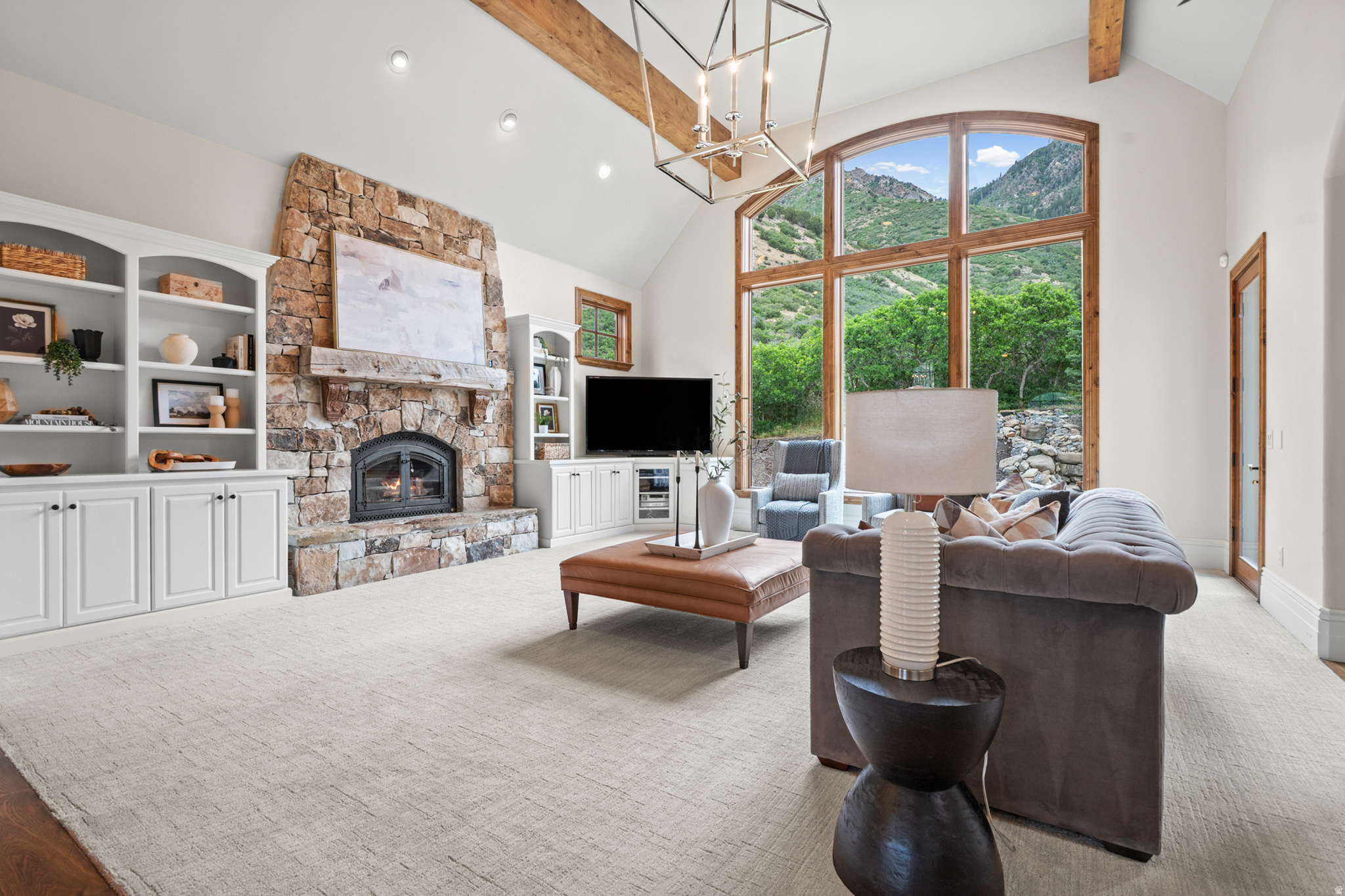 1454 E BALD MOUNTAIN CIR