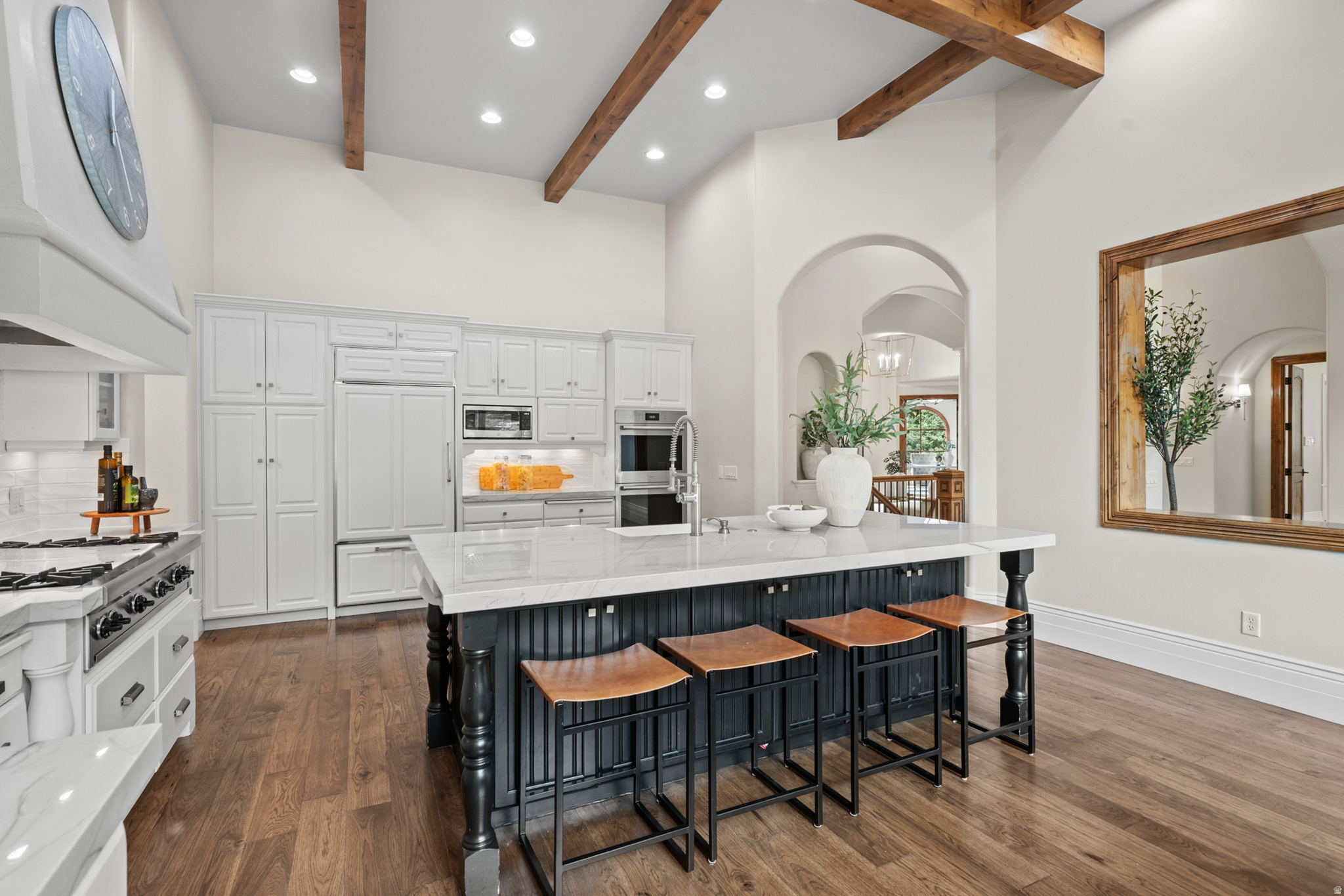 1454 E BALD MOUNTAIN CIR