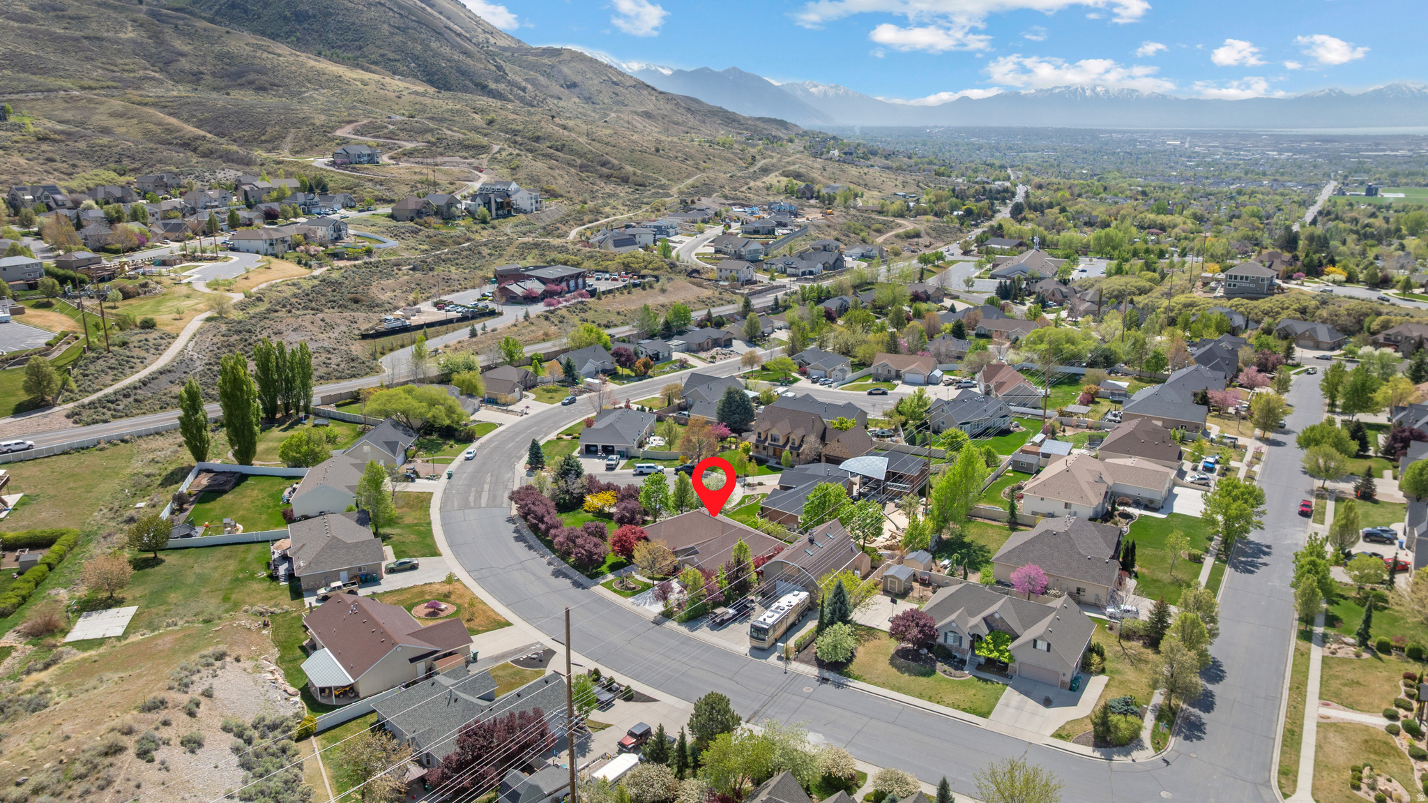 3957 W HONEY LOCUST LN