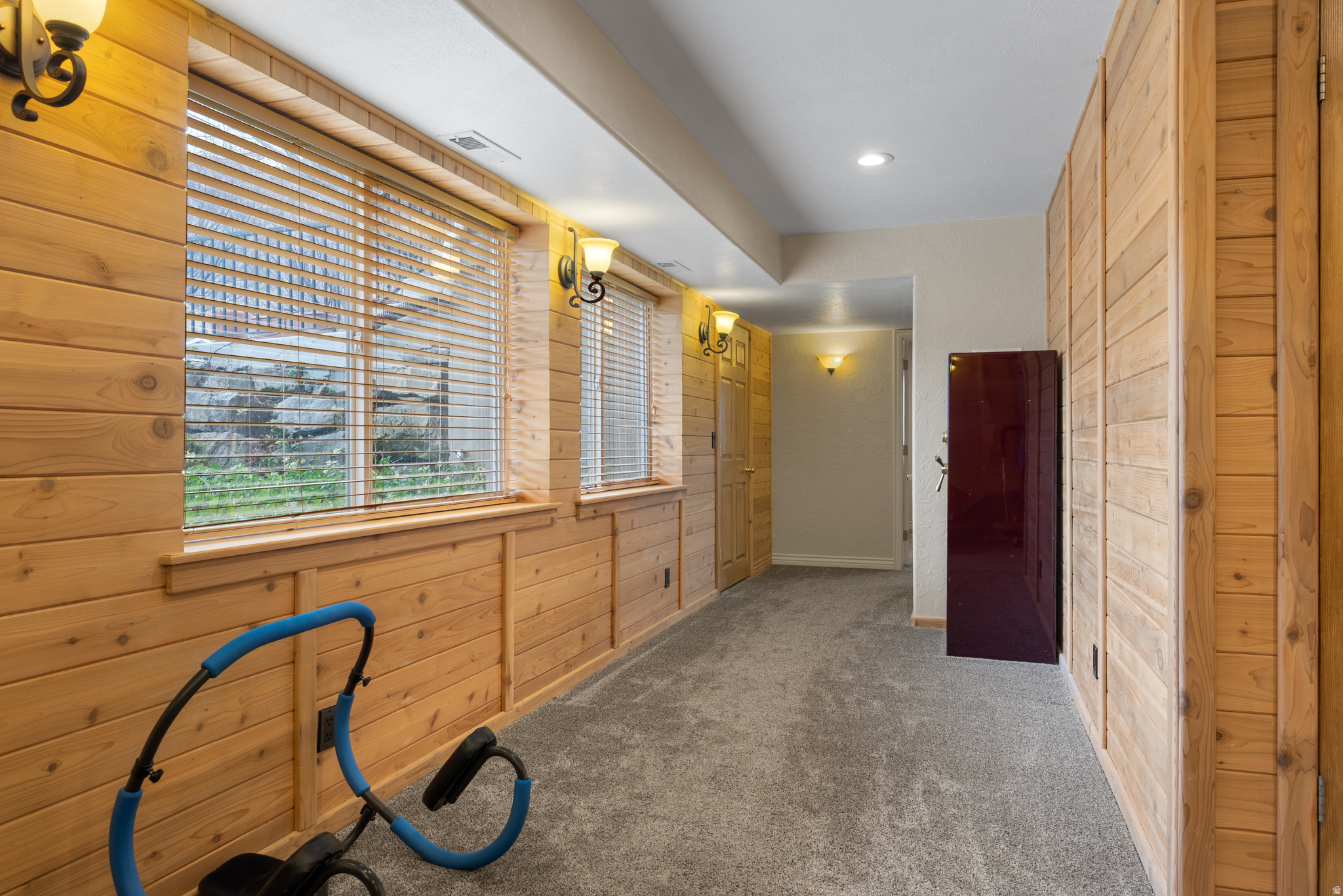 3957 W HONEY LOCUST LN