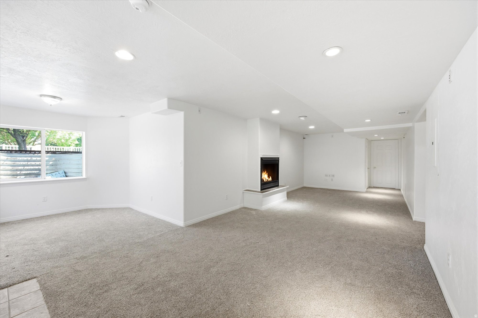 103 E SETTLER RD