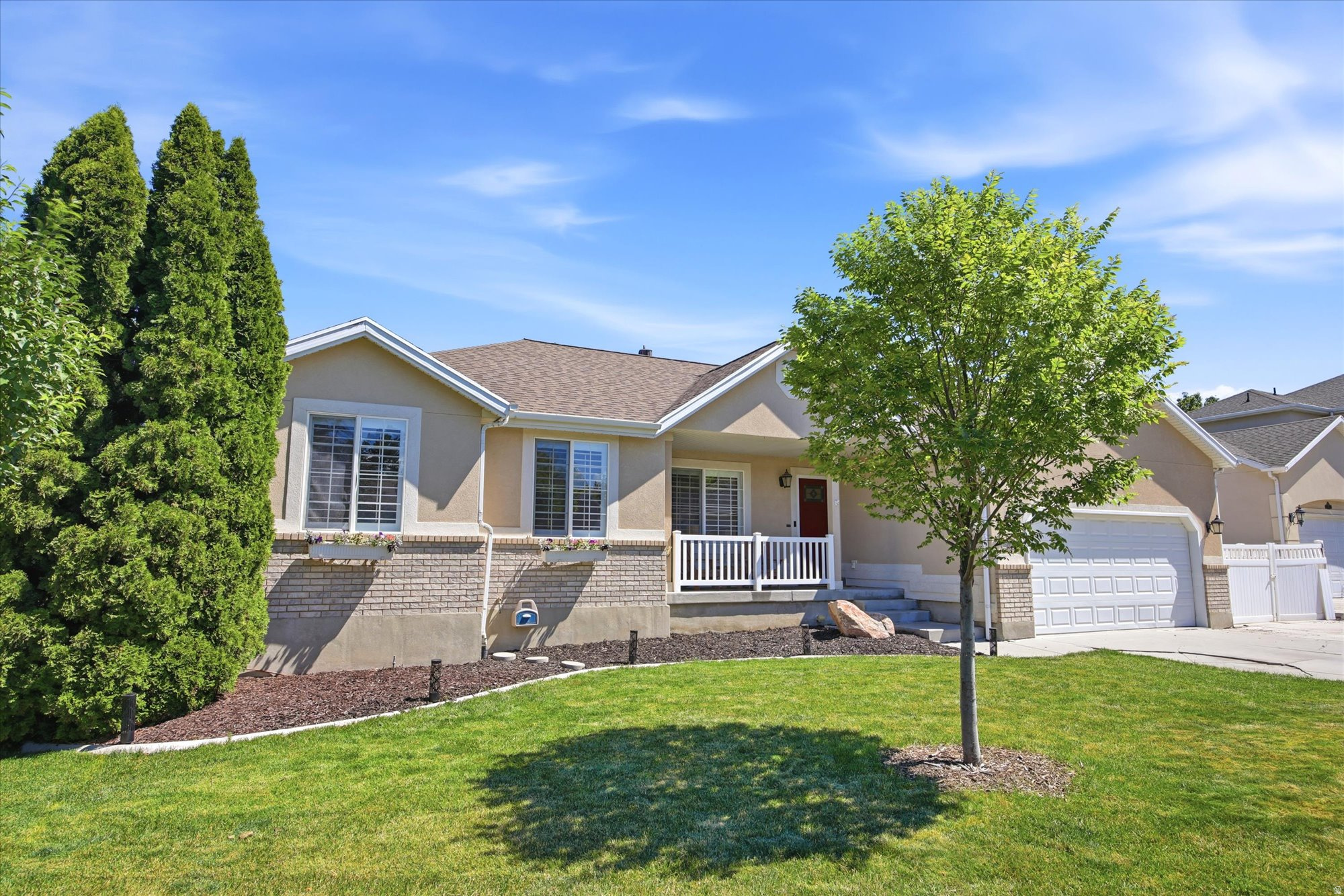 103 E SETTLER RD