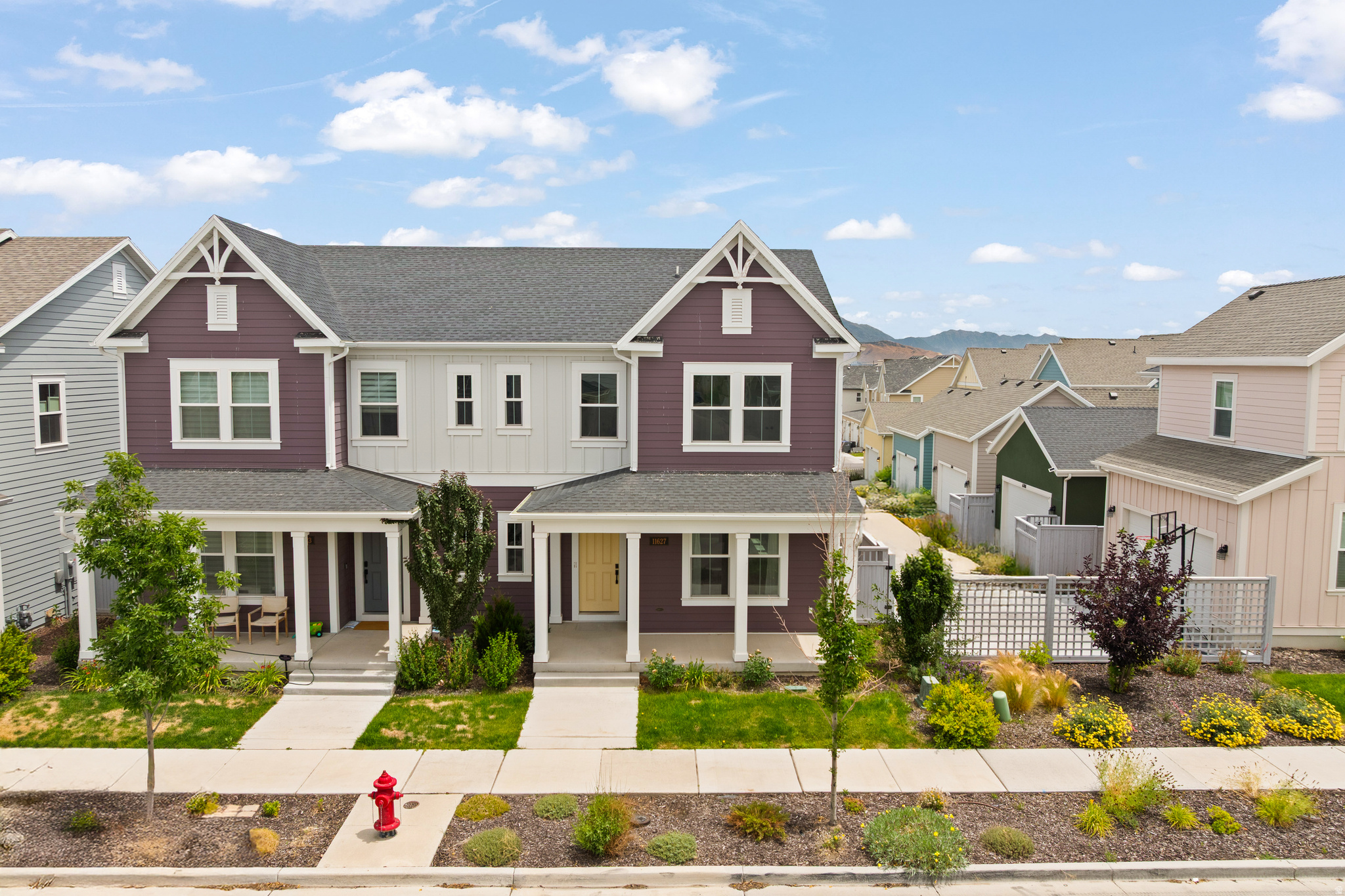 11627 S SILVER POND DR