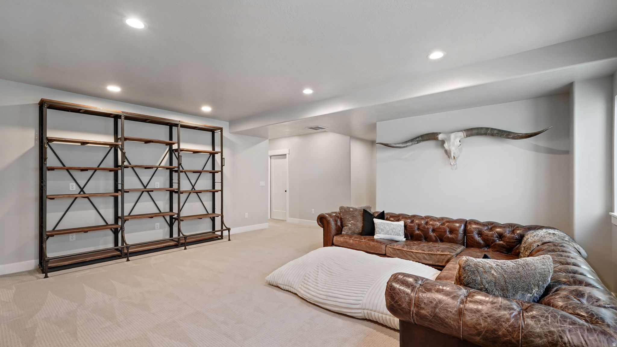 1224 W PEAK PL