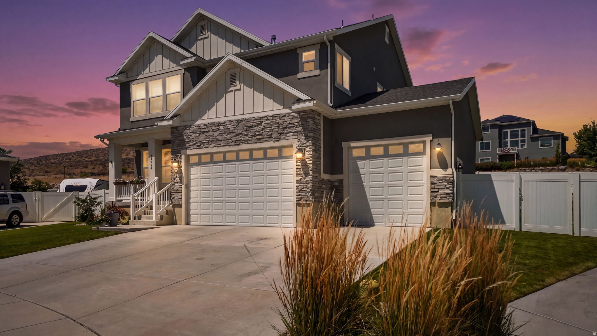 1224 W PEAK PL