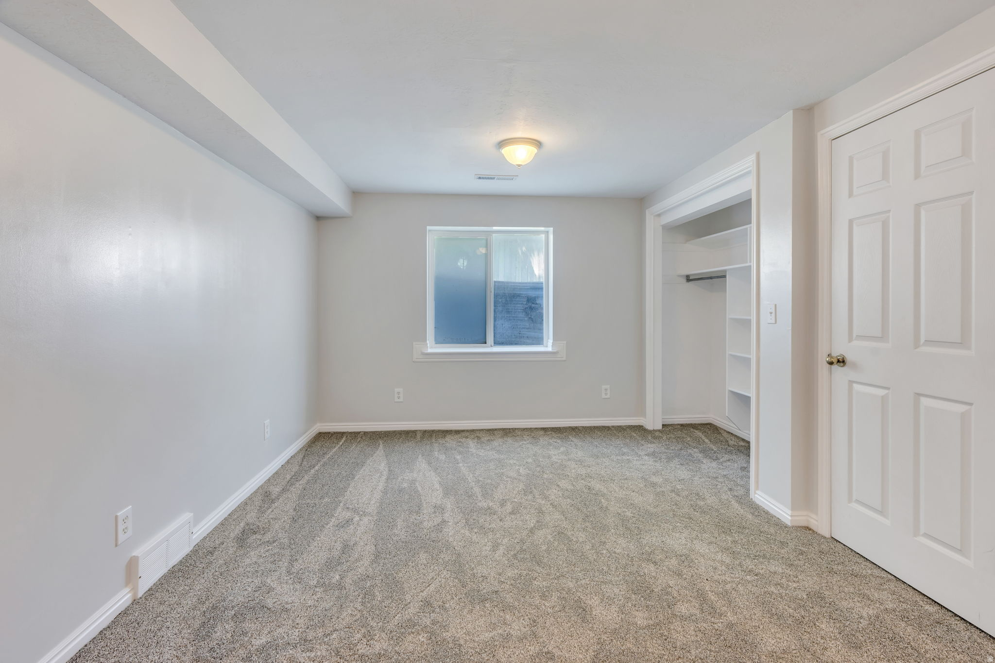 1225 W MATTHEWS WAY