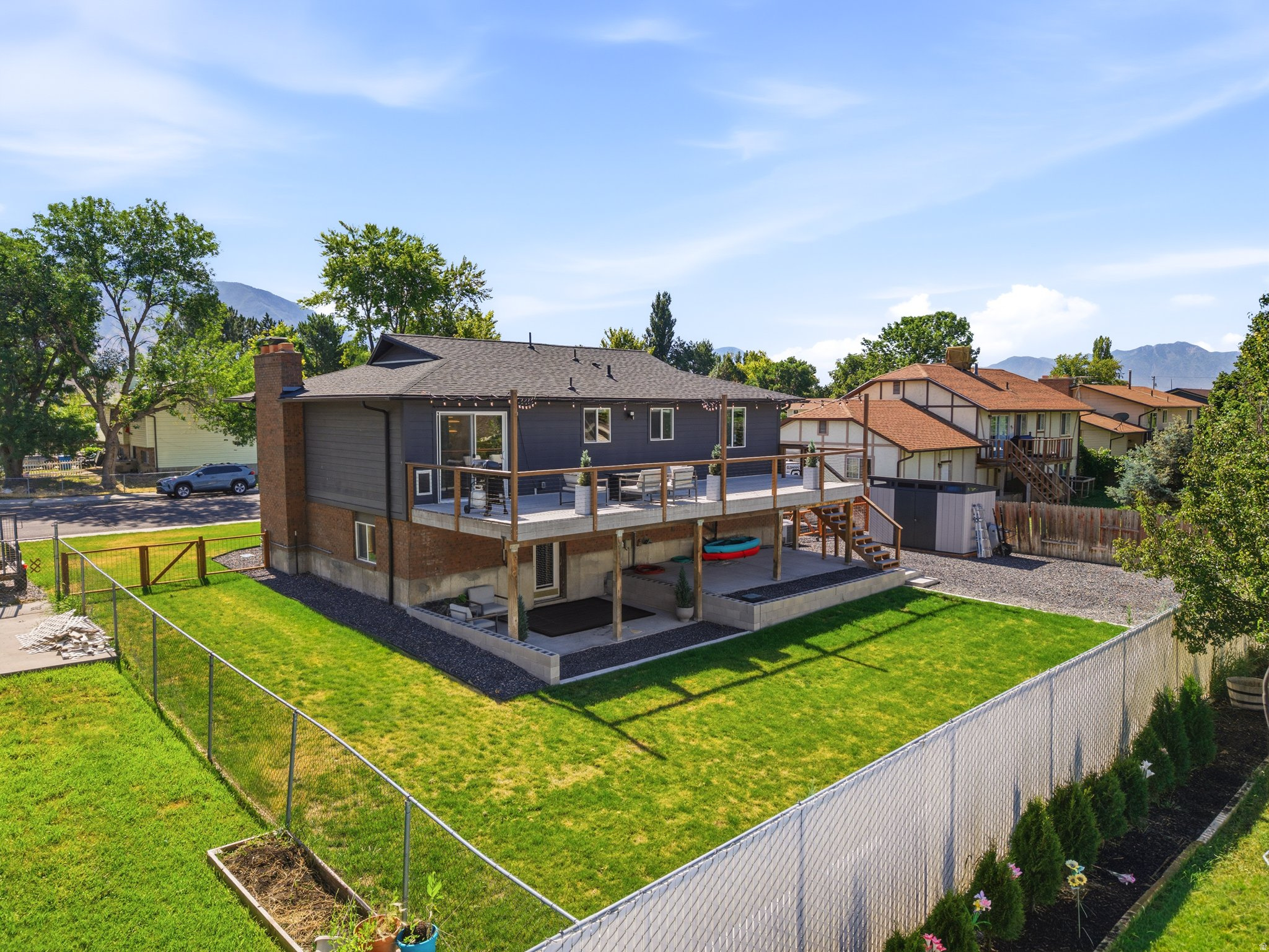 161 N 2770 W