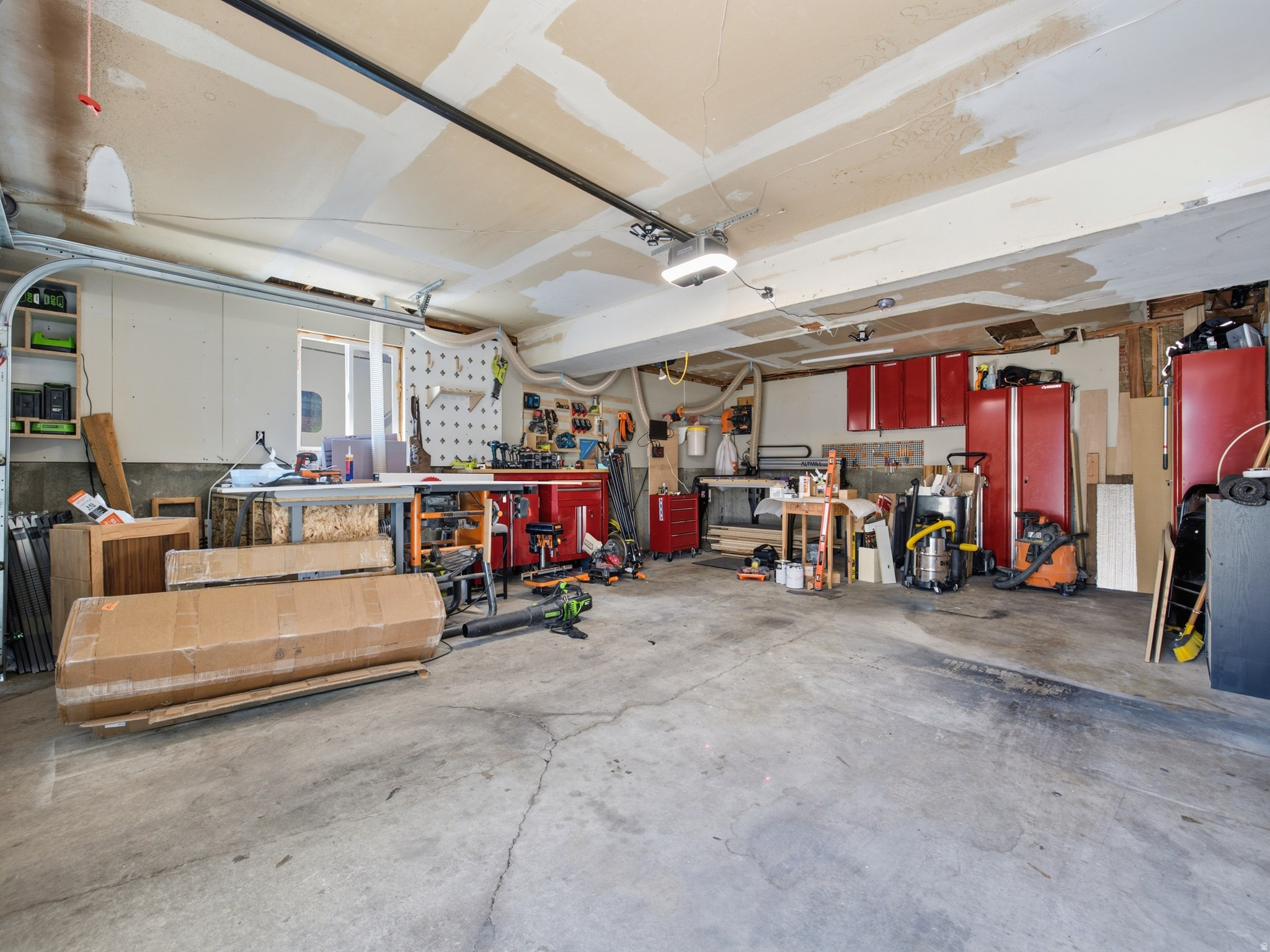 161 N 2770 W