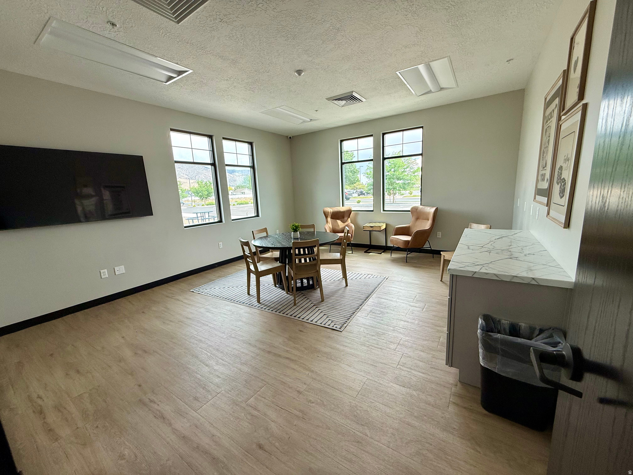 3528 N WILLY WAY