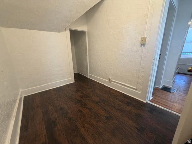 350 W MAIN ST
