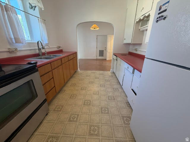 350 W MAIN ST