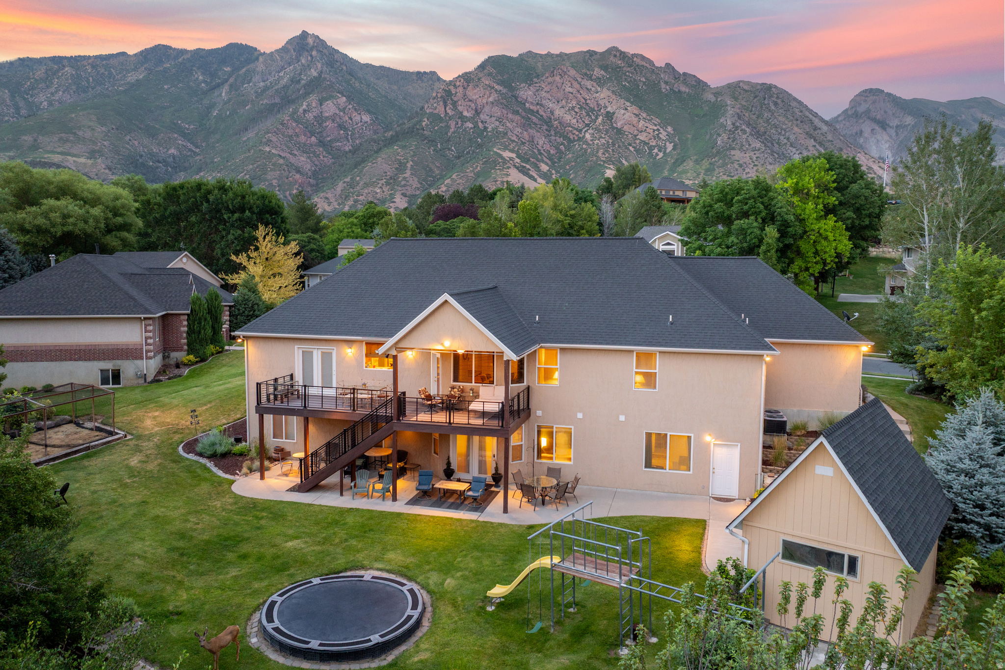 475 E SILVERLEAF DR