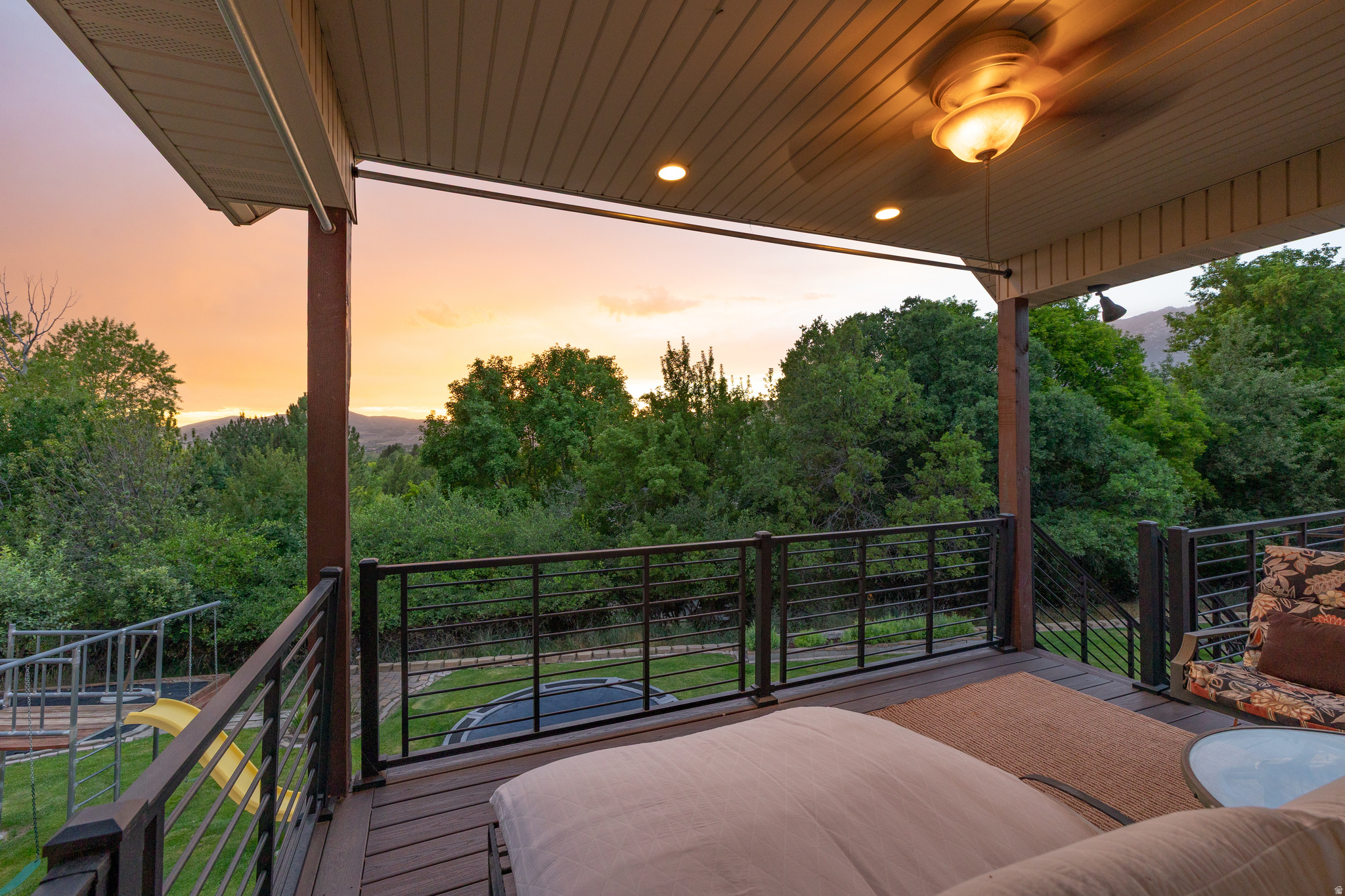 475 E SILVERLEAF DR