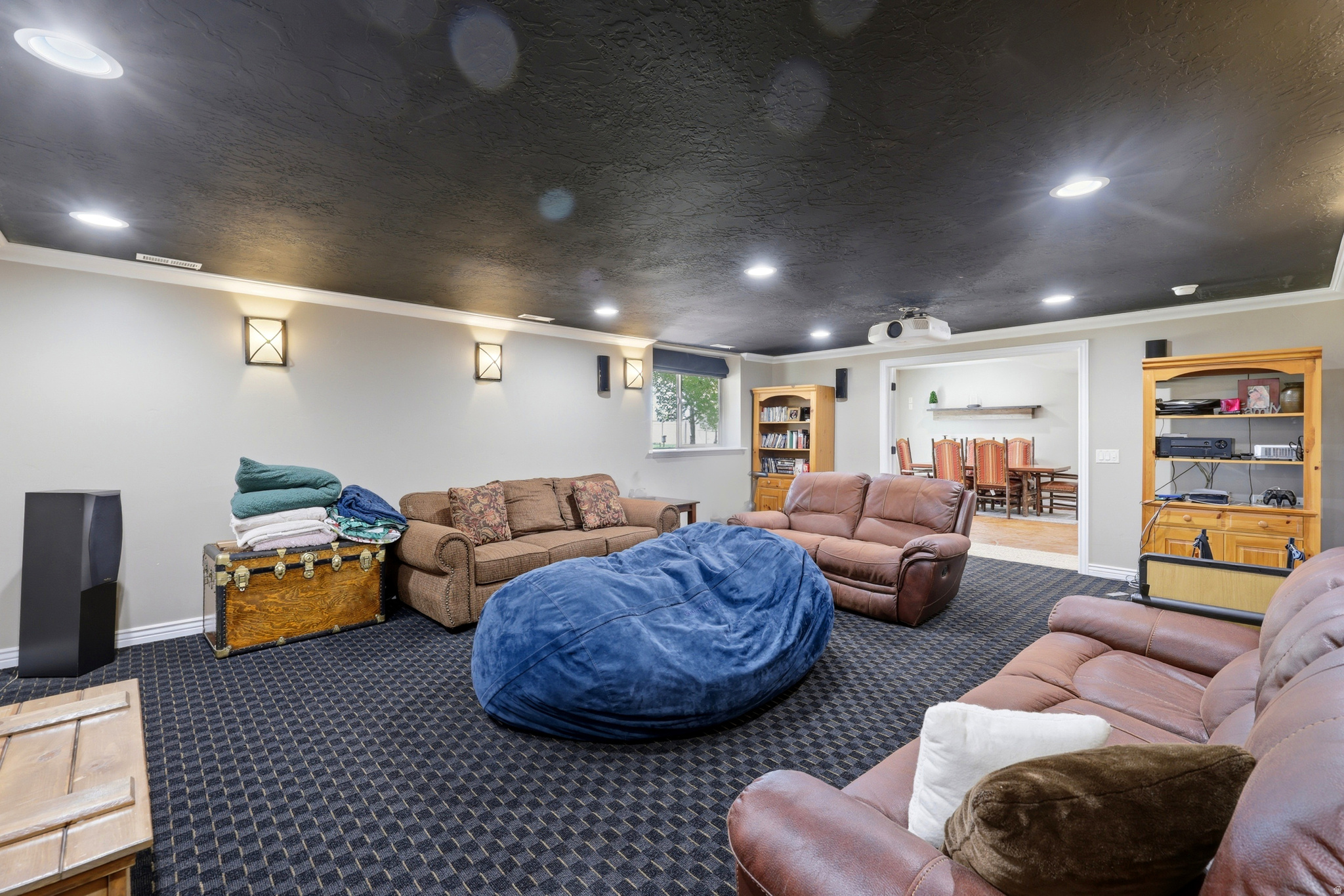 2377 S CAMERON DR