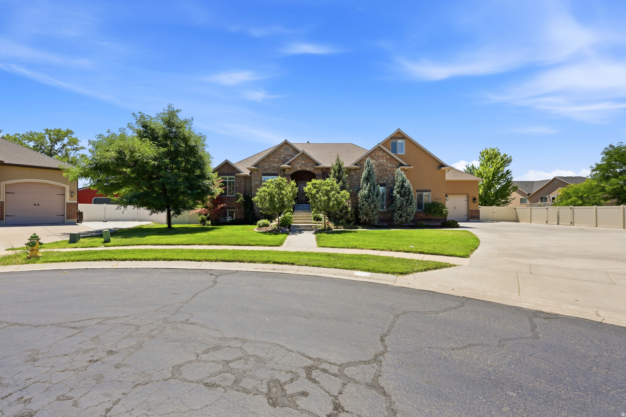 2377 S CAMERON DR