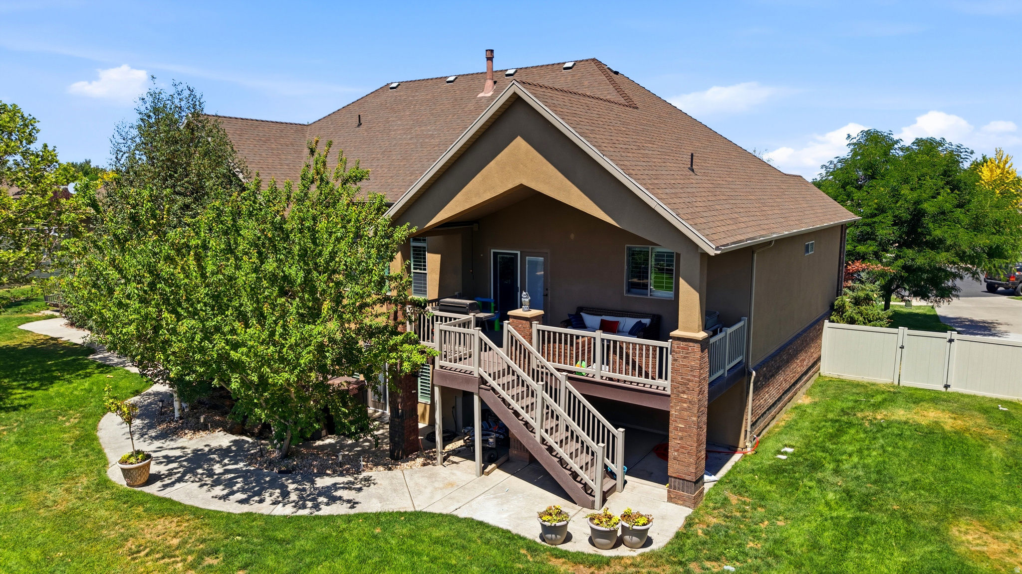2377 S CAMERON DR