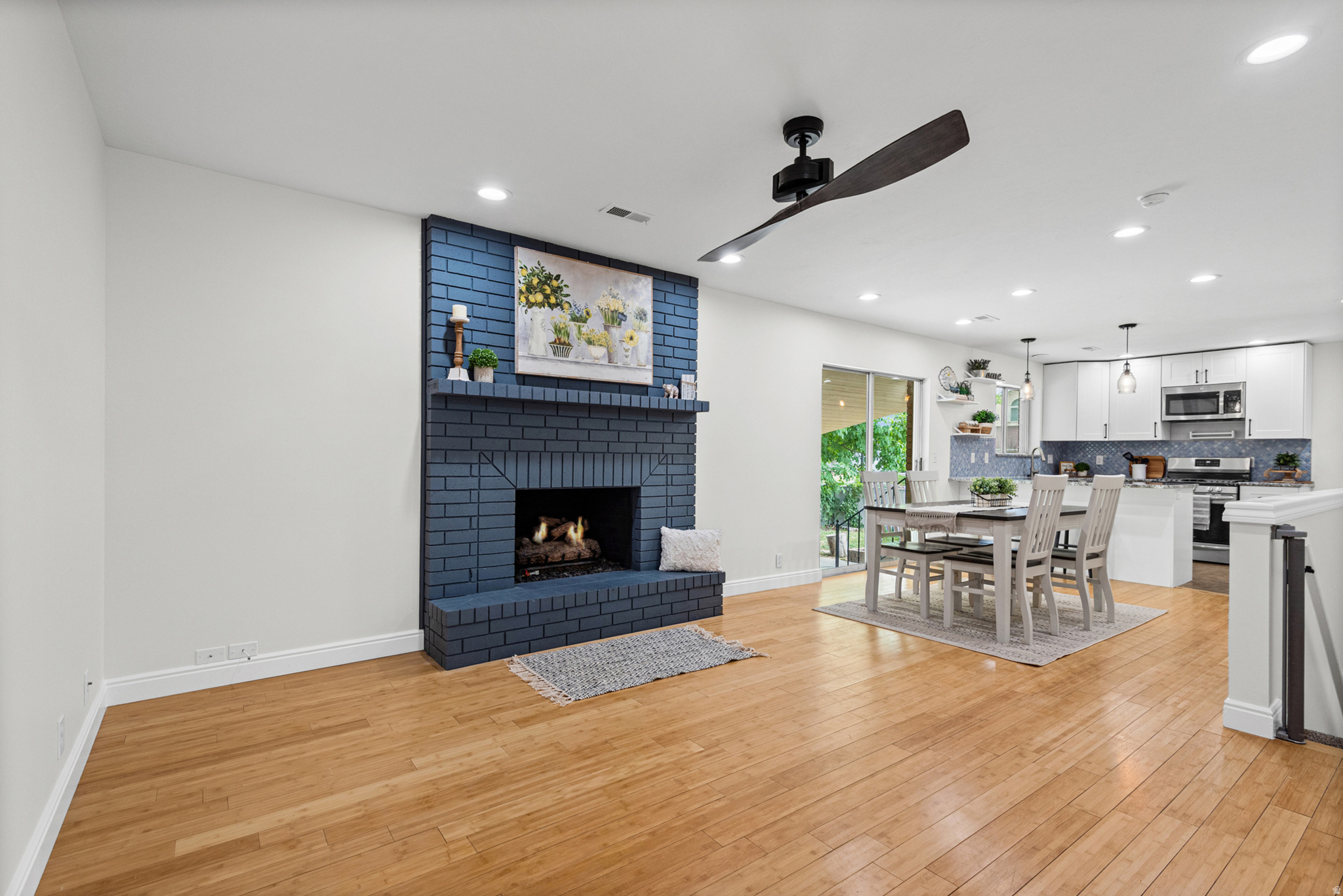 341 E HEATHER RIDGE CIR
