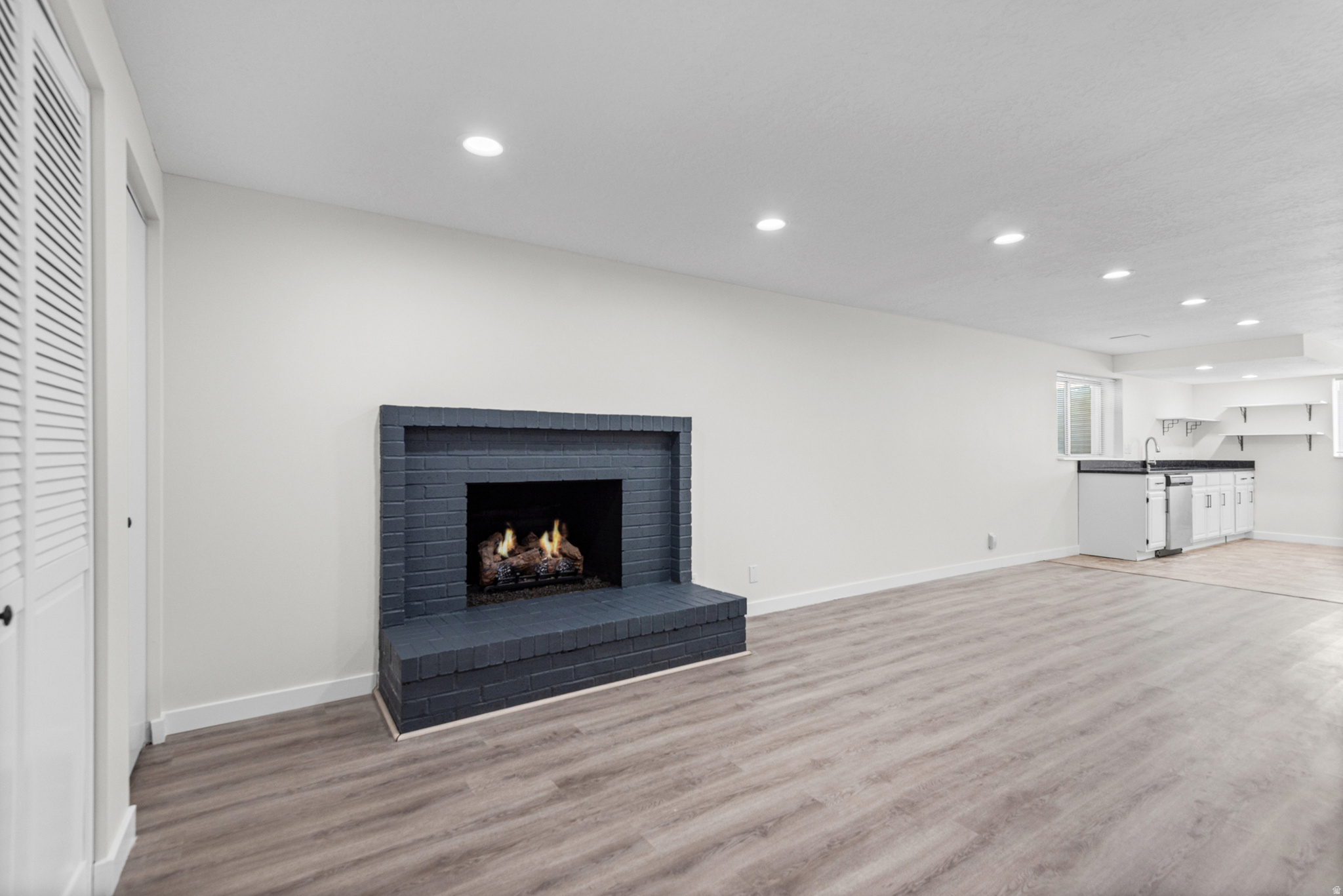 341 E HEATHER RIDGE CIR