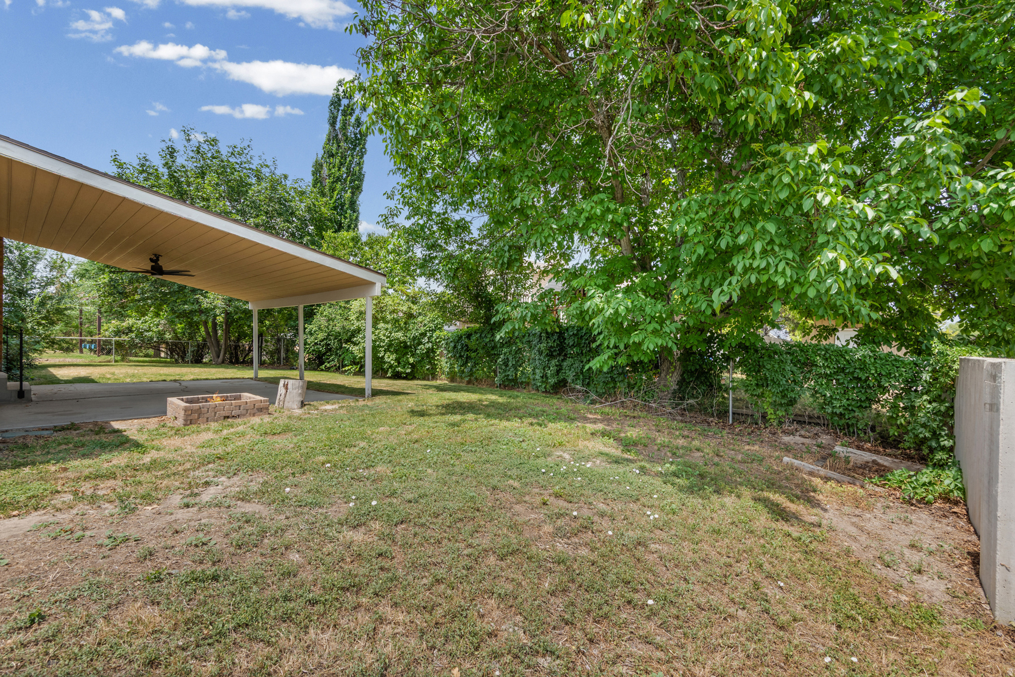 341 E HEATHER RIDGE CIR