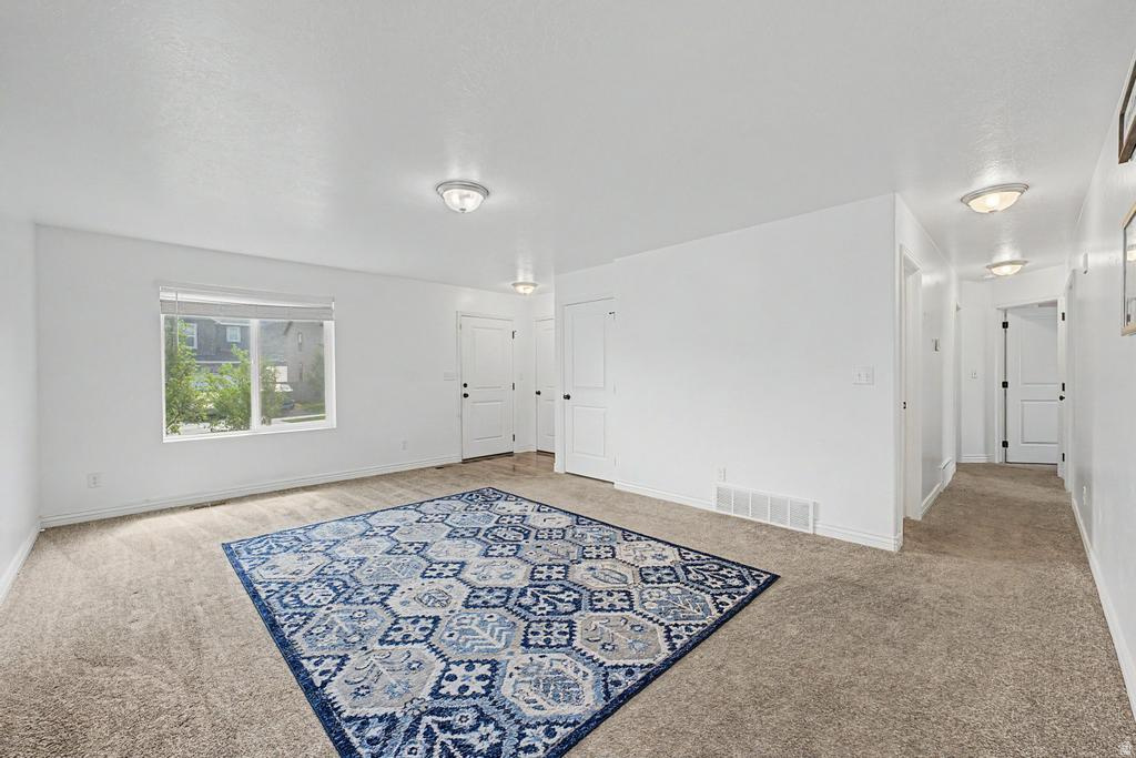 1692 S WINDEMERE