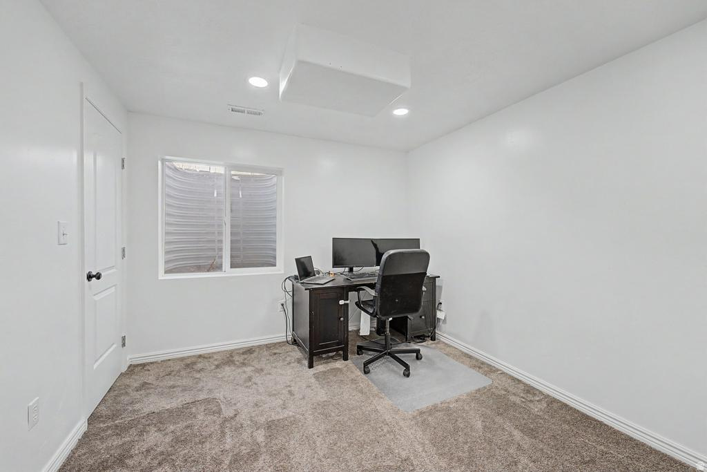 1692 S WINDEMERE