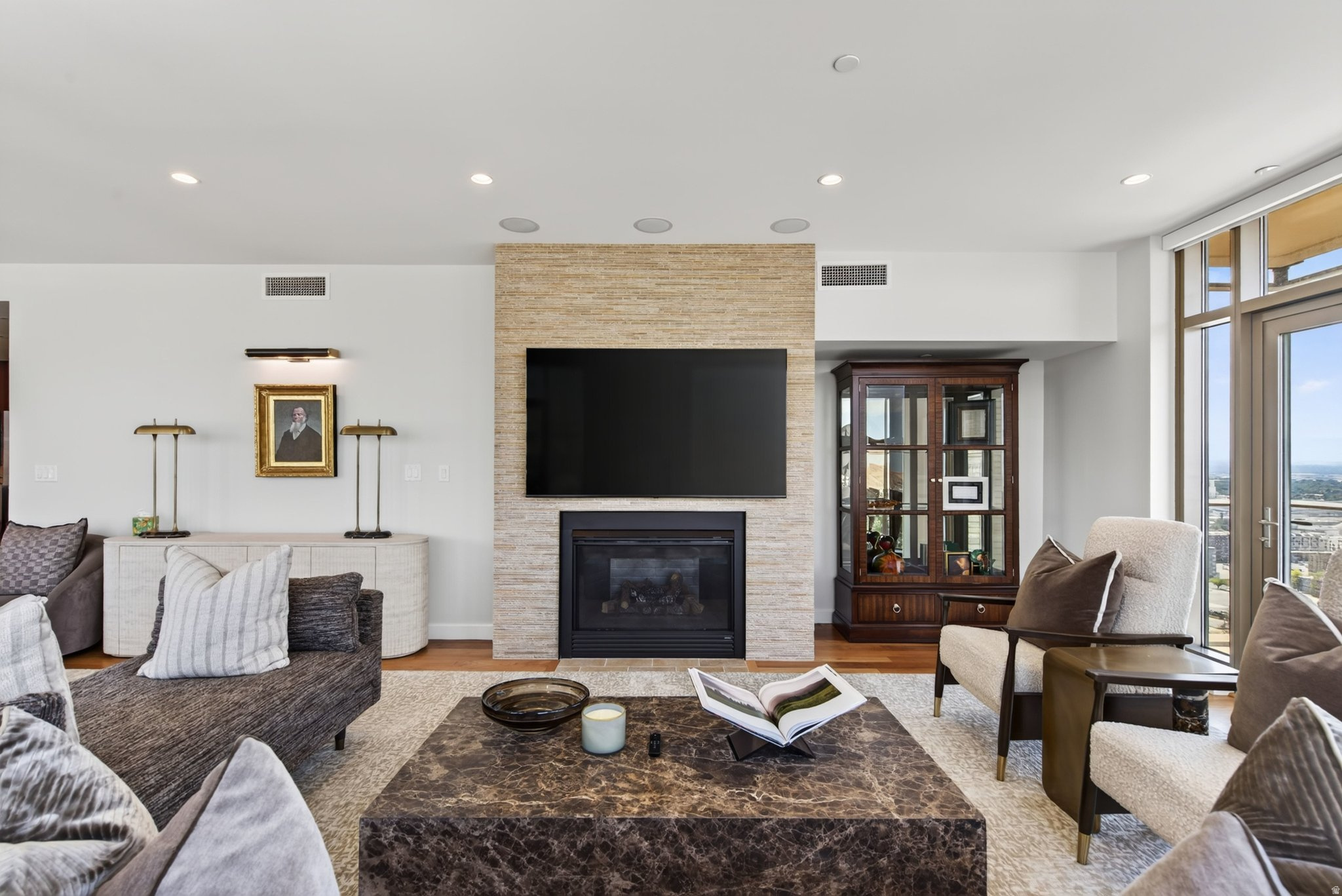 99 W SOUTH TEMPLE #2406