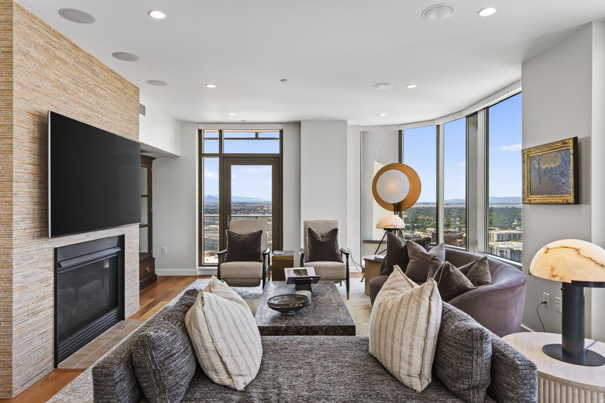 99 W SOUTH TEMPLE #2406