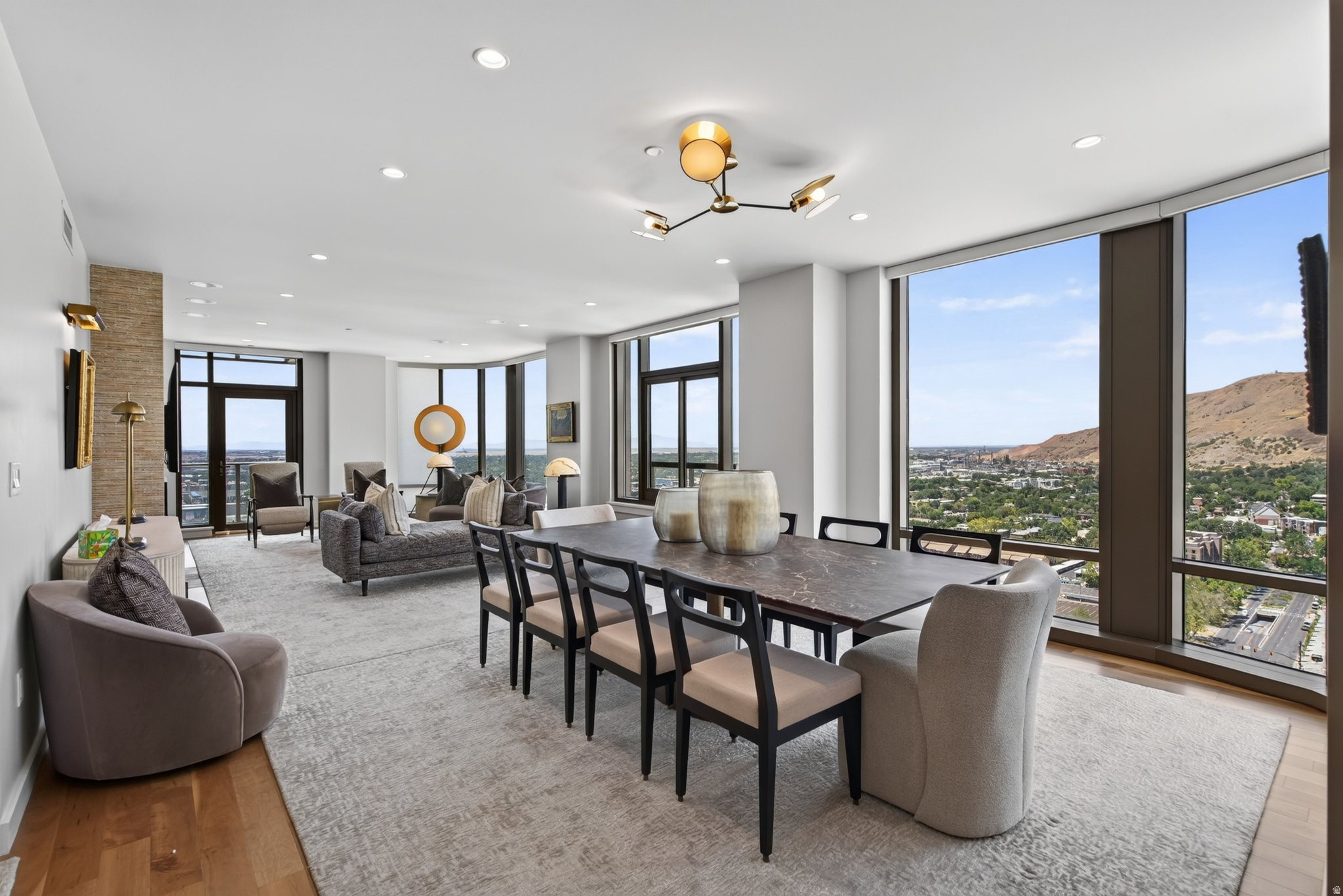 99 W SOUTH TEMPLE #2406