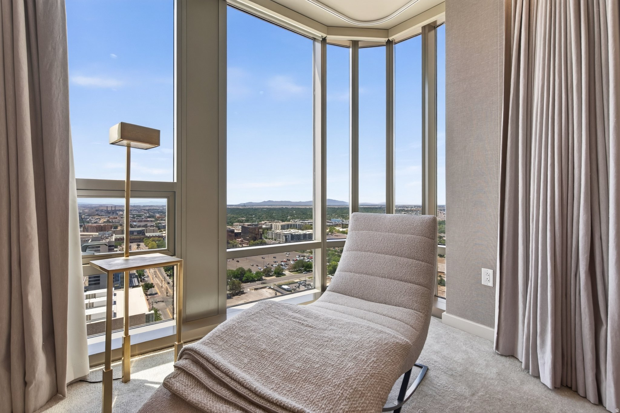 99 W SOUTH TEMPLE #2406