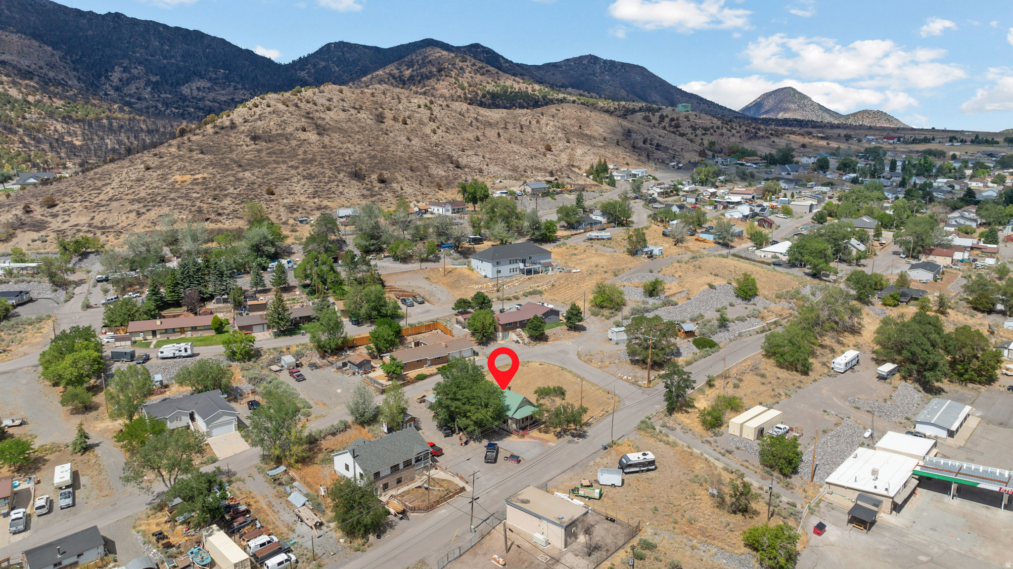 240 W LEADVILLE ROW