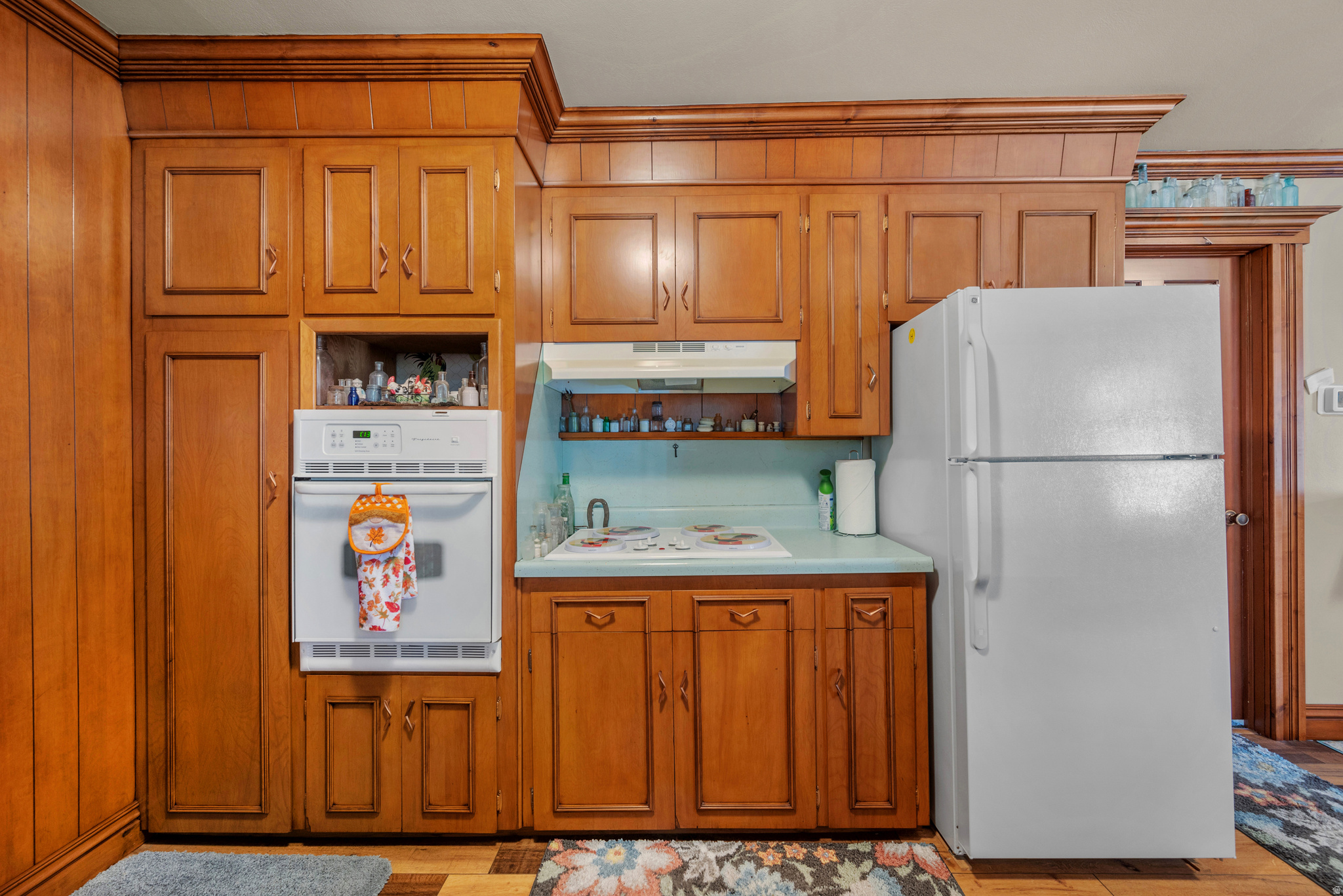 240 W LEADVILLE ROW