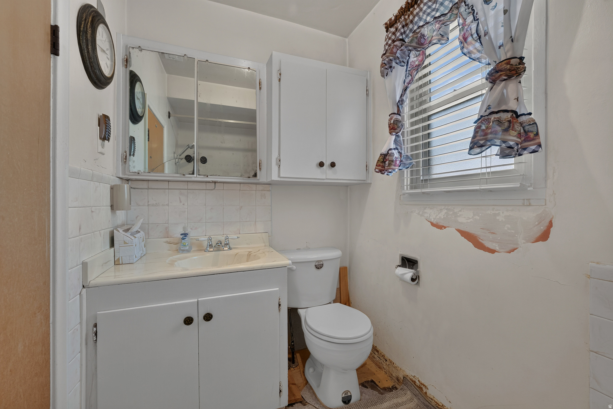 240 W LEADVILLE ROW