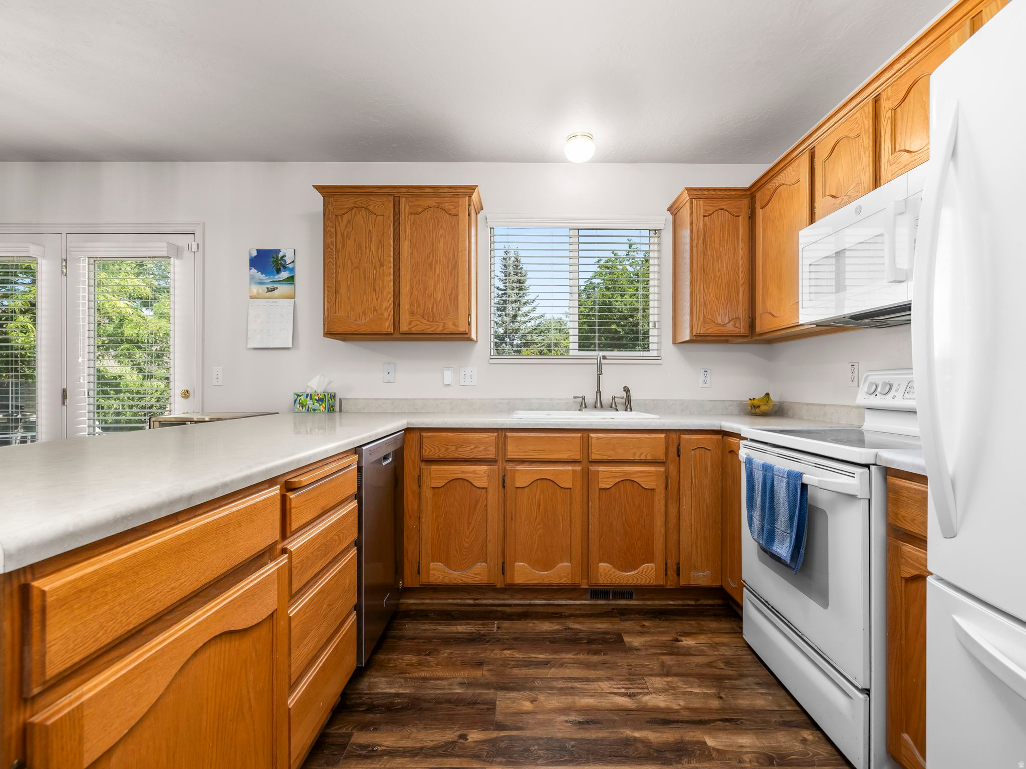 5258 W CHESTER RD