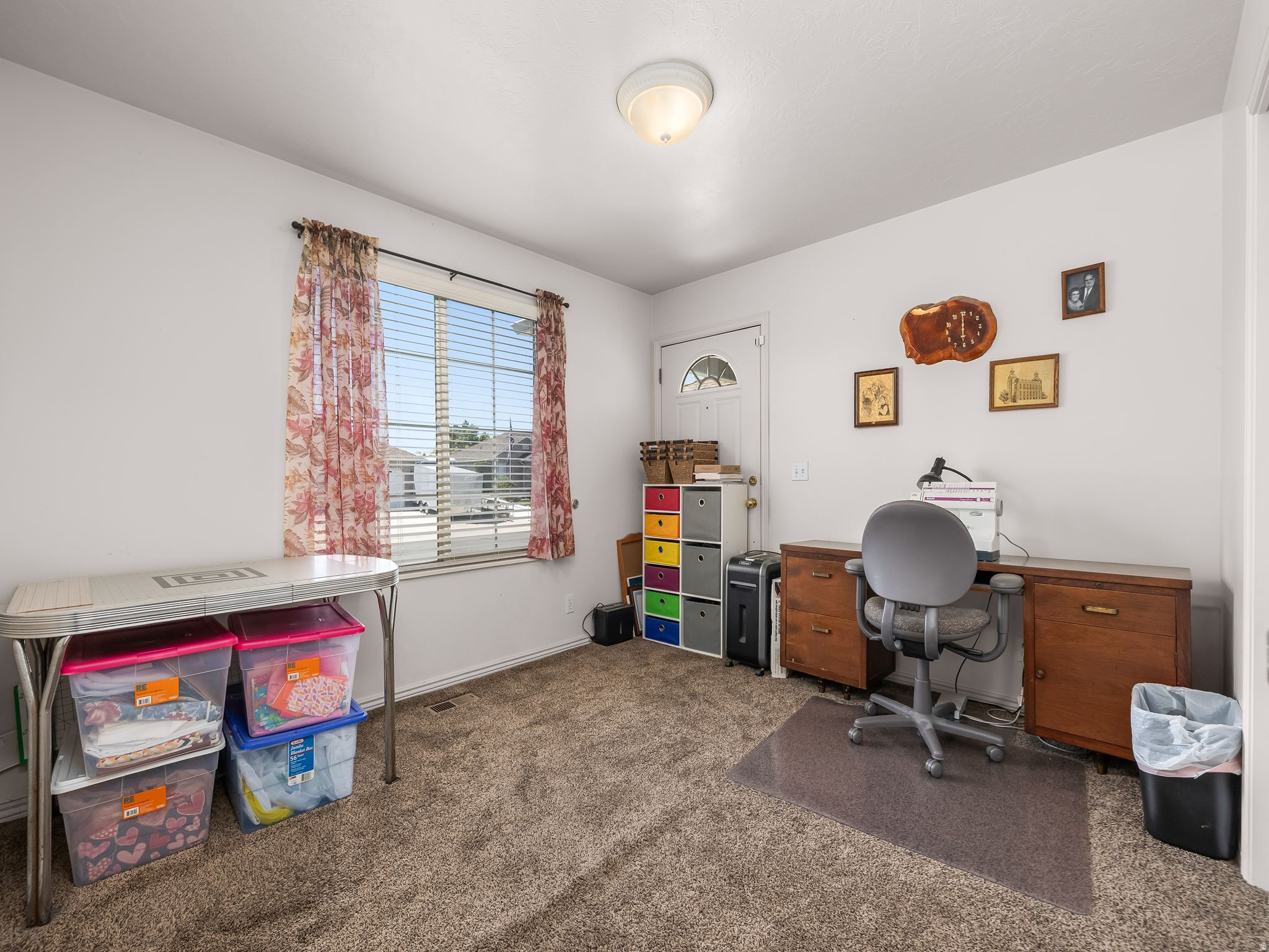 5258 W CHESTER RD