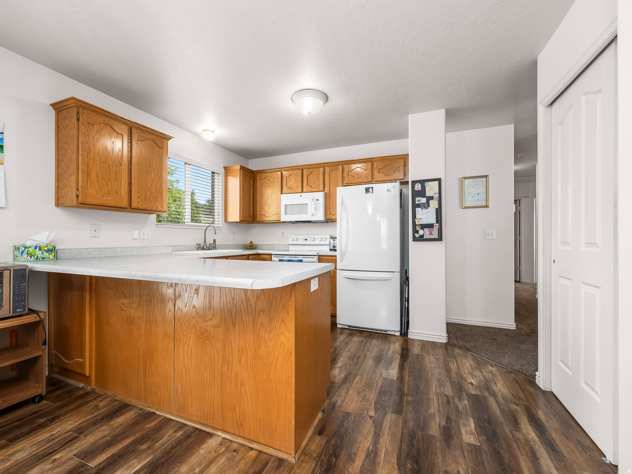 5258 W CHESTER RD
