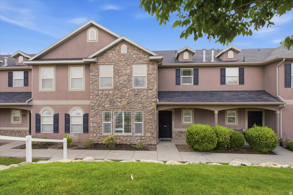 5258 W COOL WATER WAY