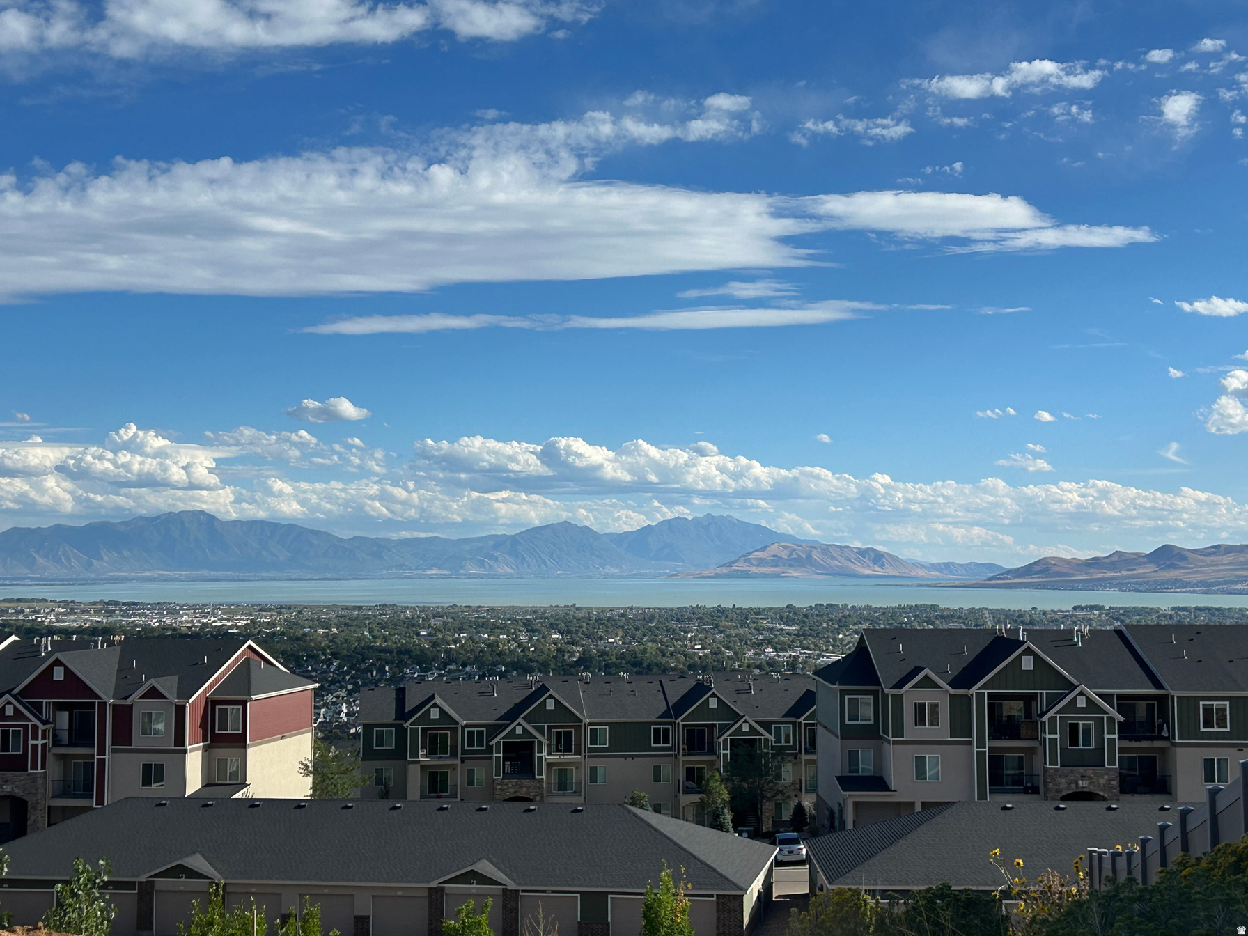 1057 W SEASONS VIEW CT Unit: 113