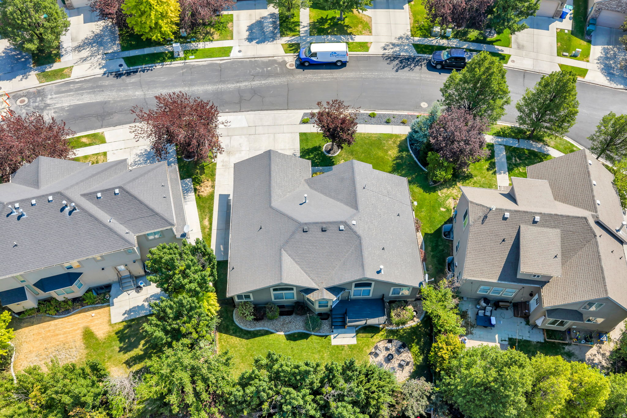 10731 N SHINNECOCK