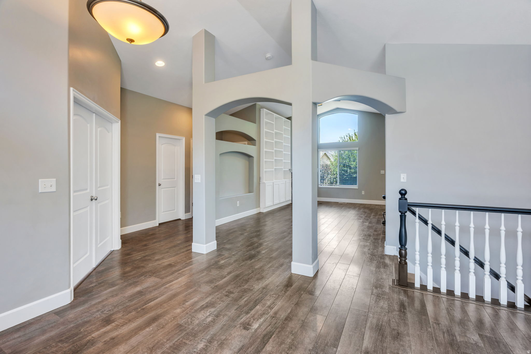 10731 N SHINNECOCK