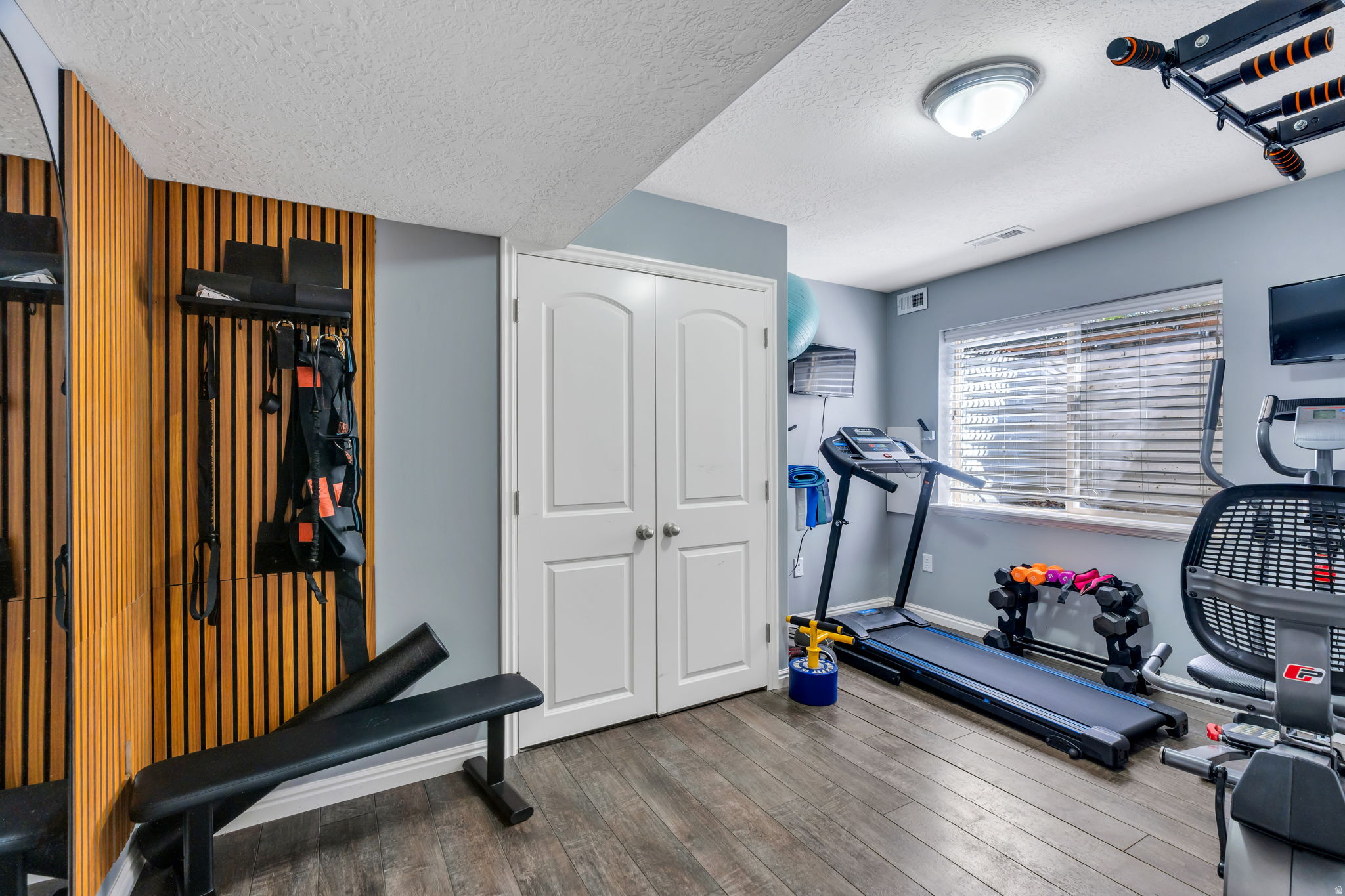 10731 N SHINNECOCK