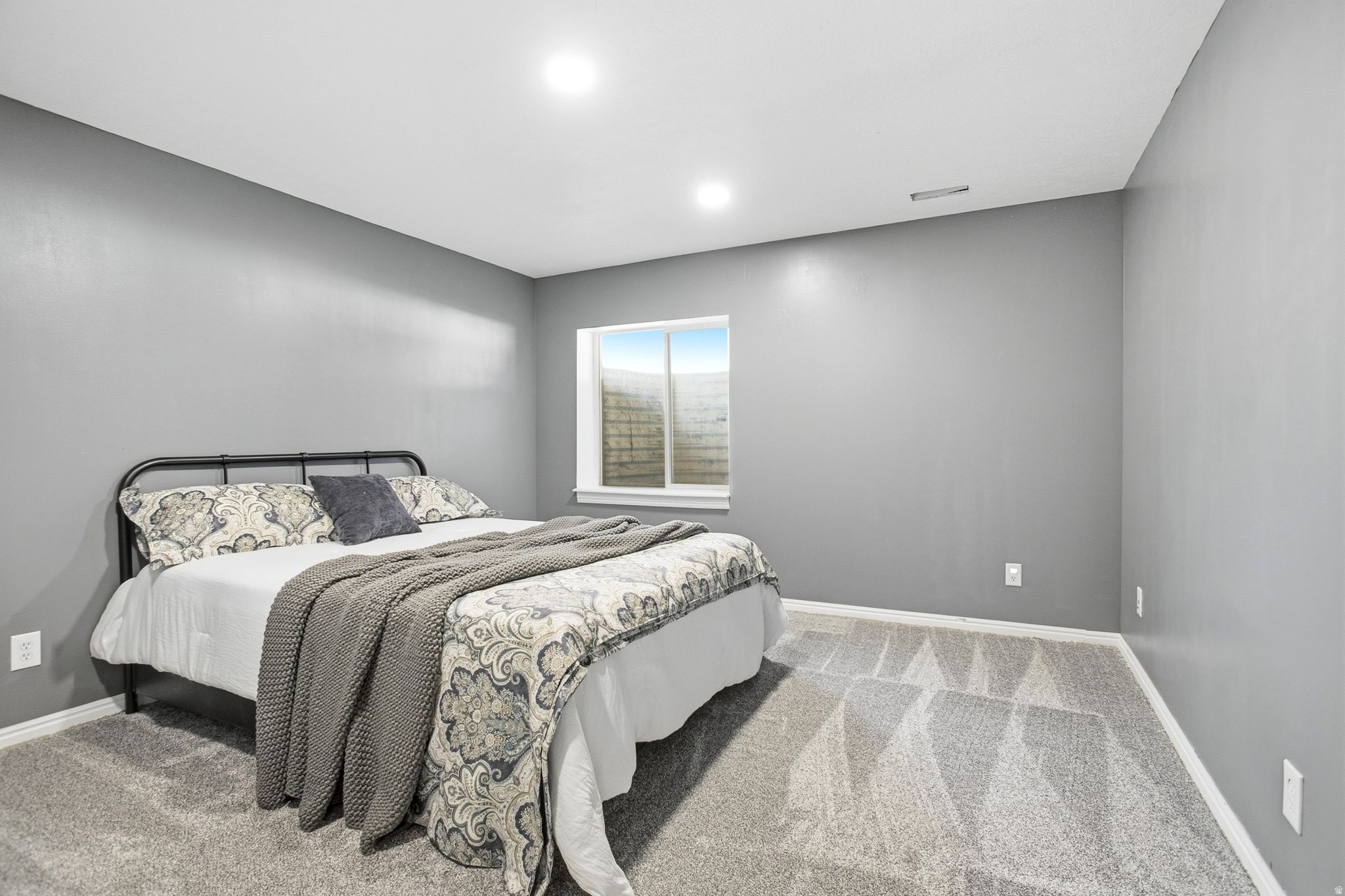 172 W ARUBA DR