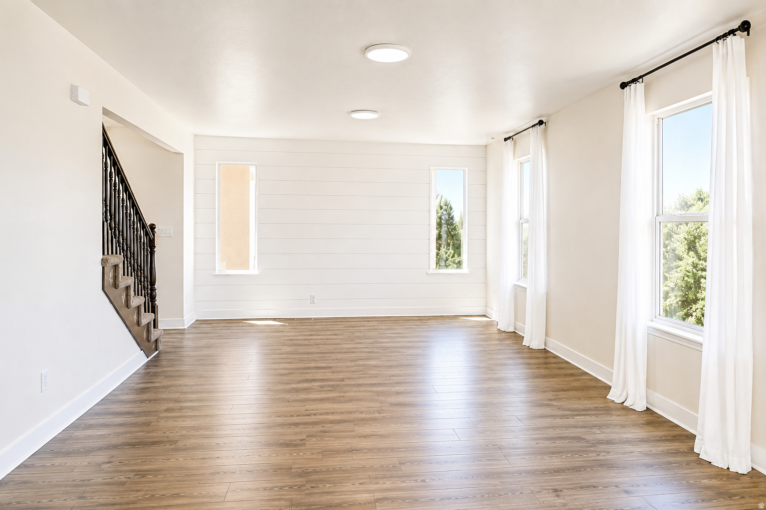 10463 N DORAL DR
