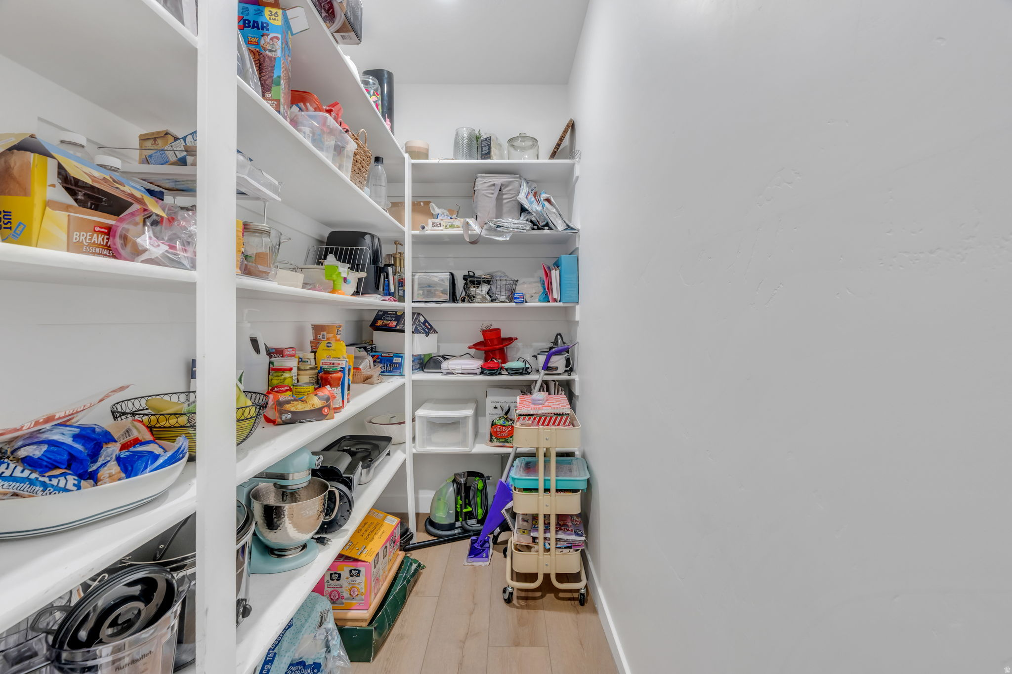 3452 S MAPLETON HEIGHTS DR