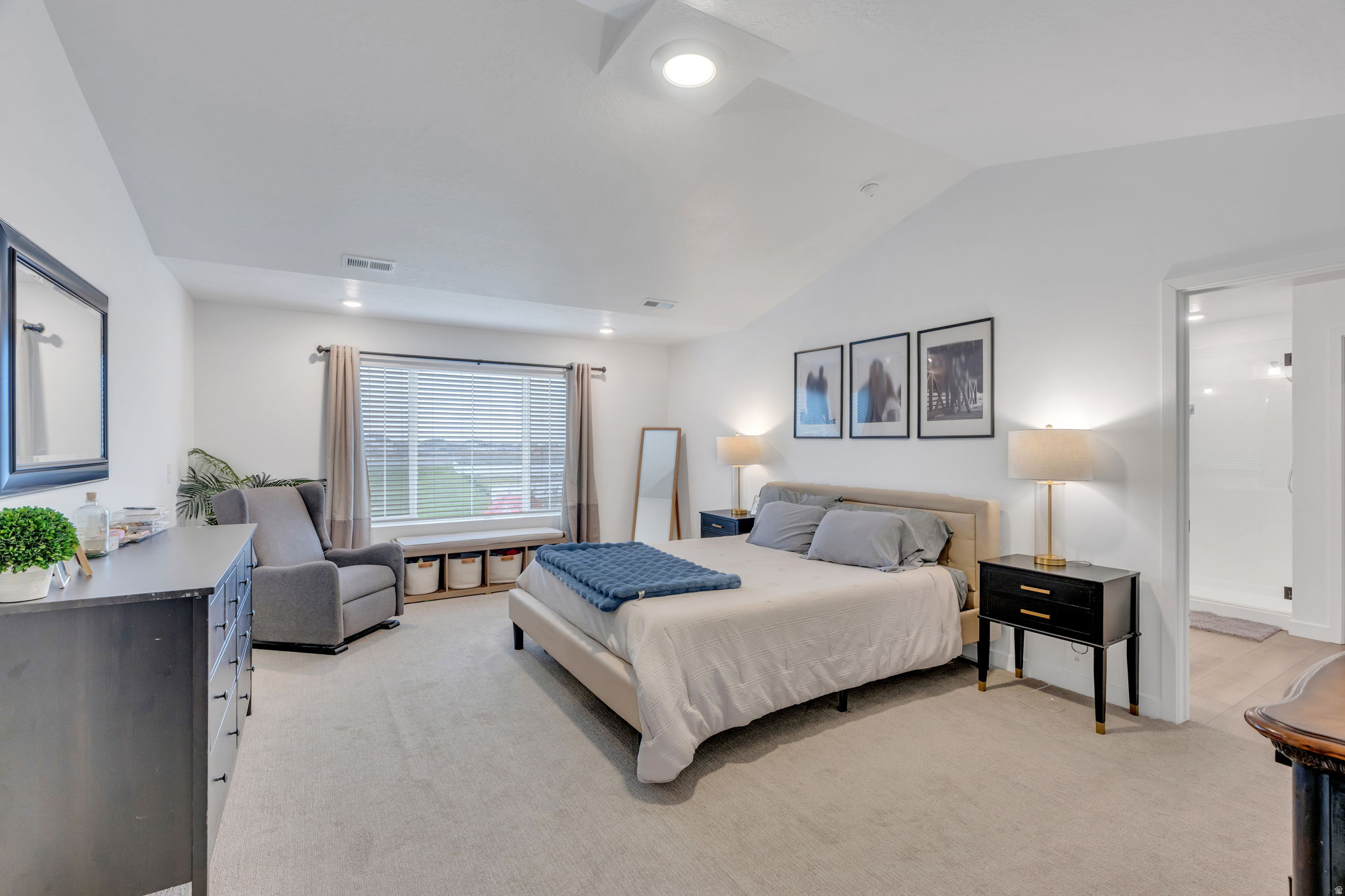 3452 S MAPLETON HEIGHTS DR